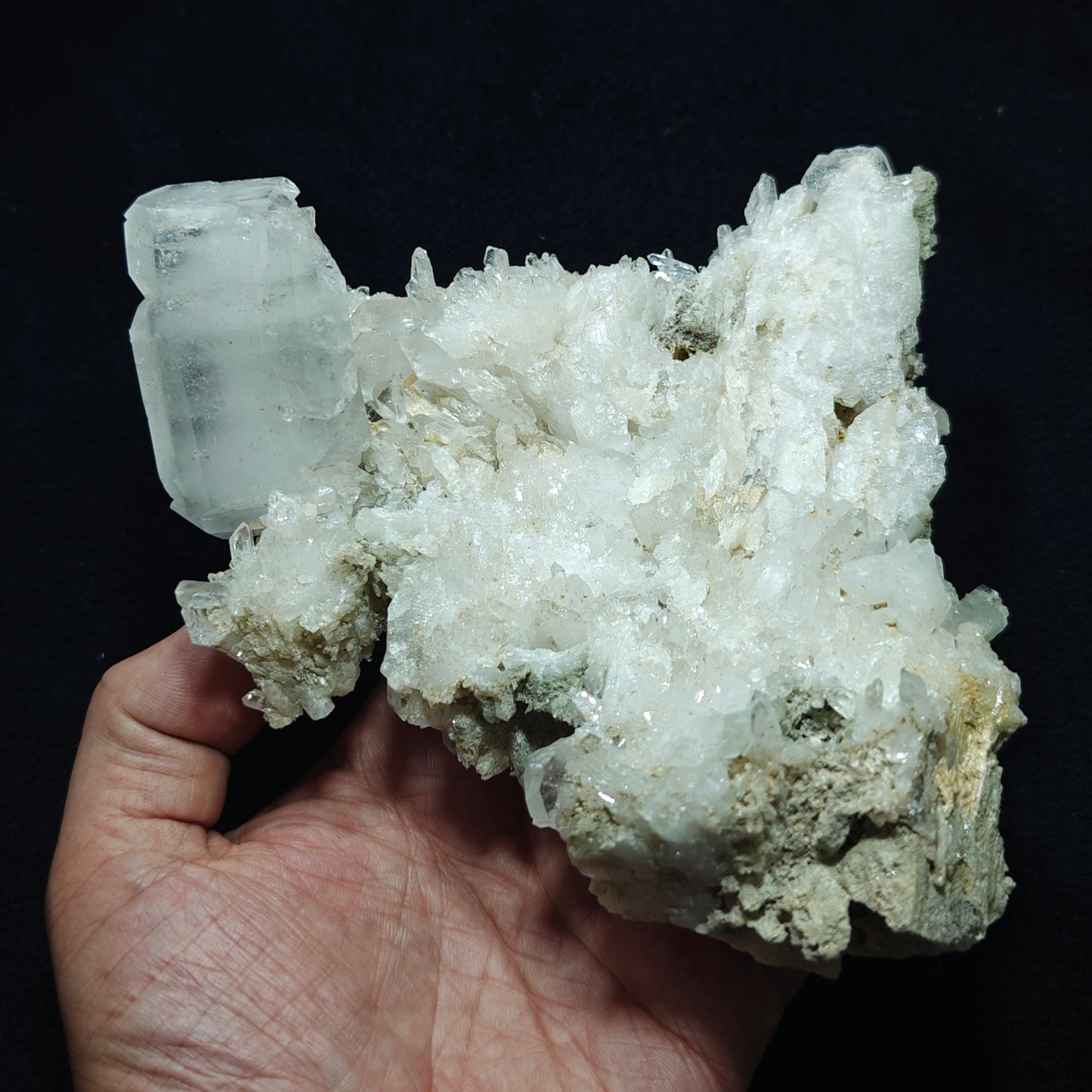 Natural Faden Quartz Crystal specimen 588 grams