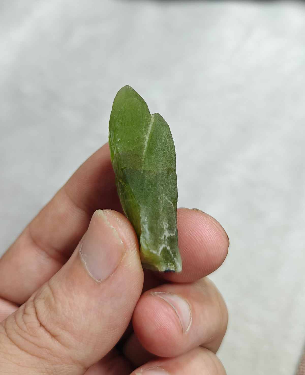 天然ペリドット原石 23g