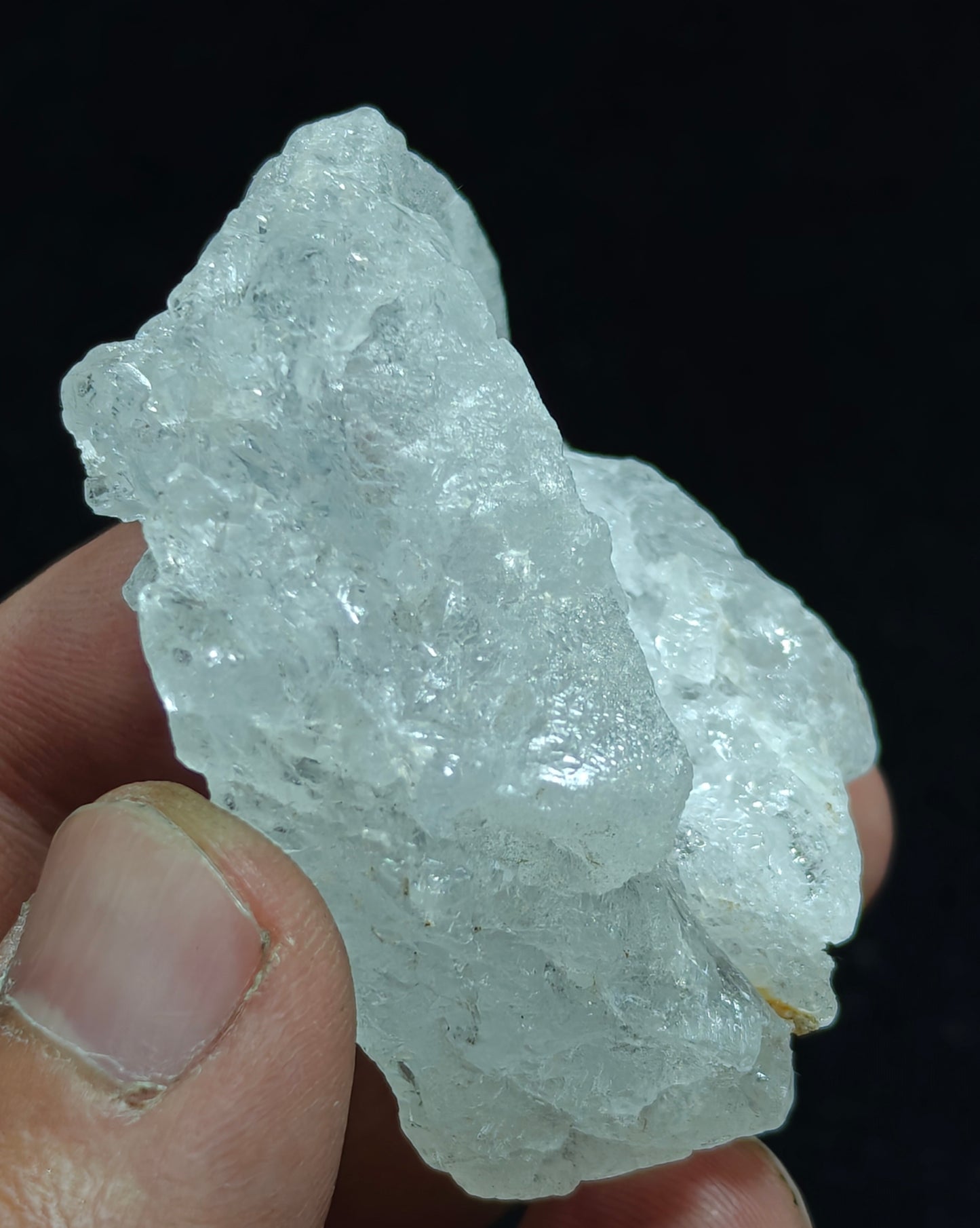 Natural pollucite 76 grams