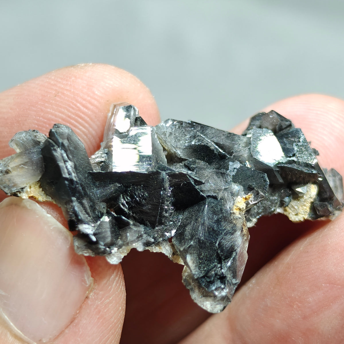 Brookite Quartz thumbnail cluster 6 grams