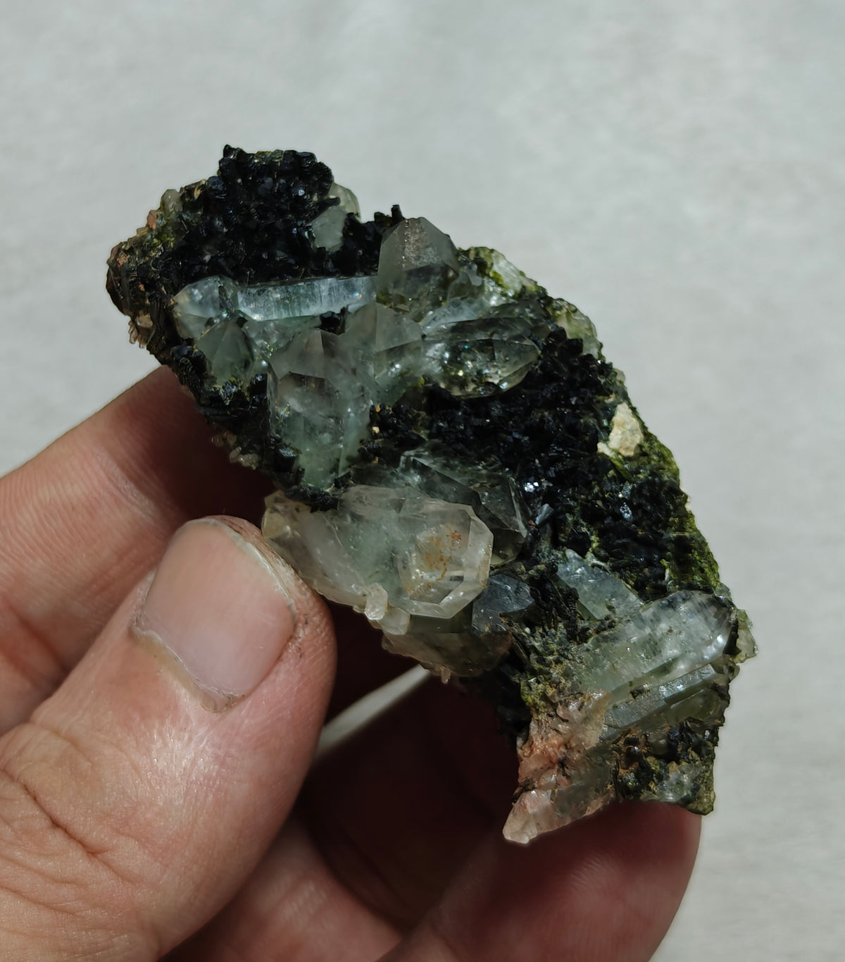 Natural quartz and Epidote cluster with 54 grams