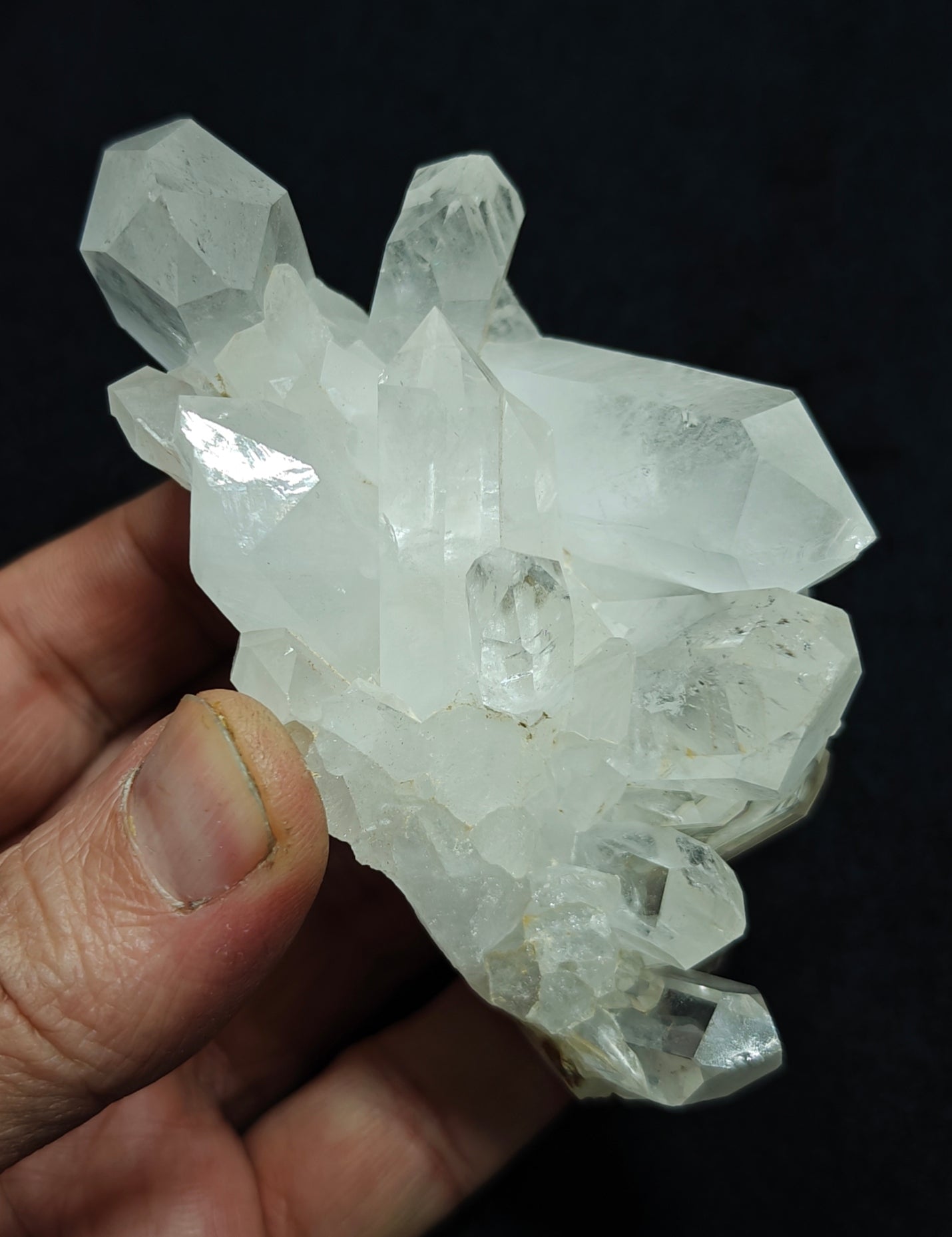 An amazing specimen of Quartz Crystals cluster combined together with beautiful terminations 272 grams