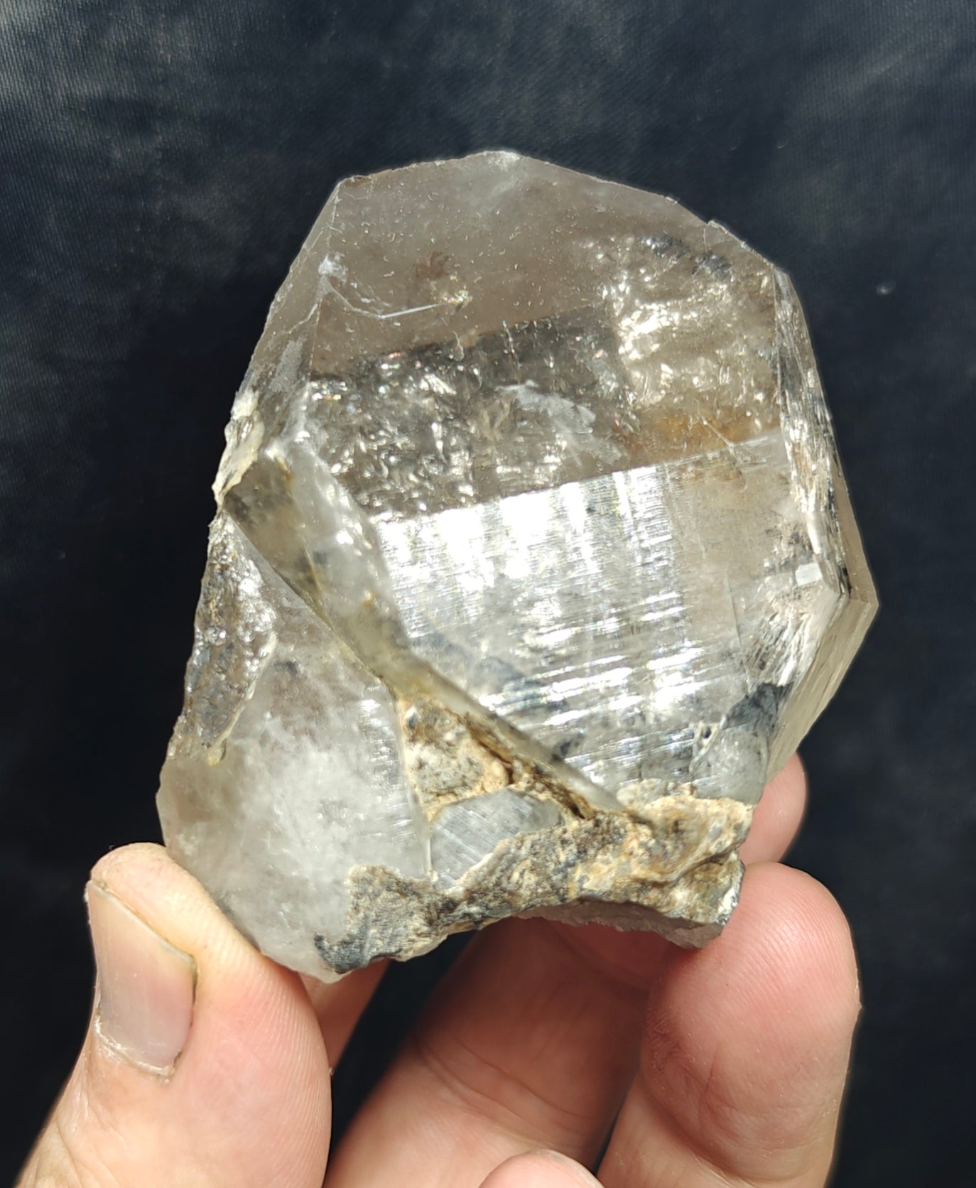Natural smoky Quartz Crystal 195 grams