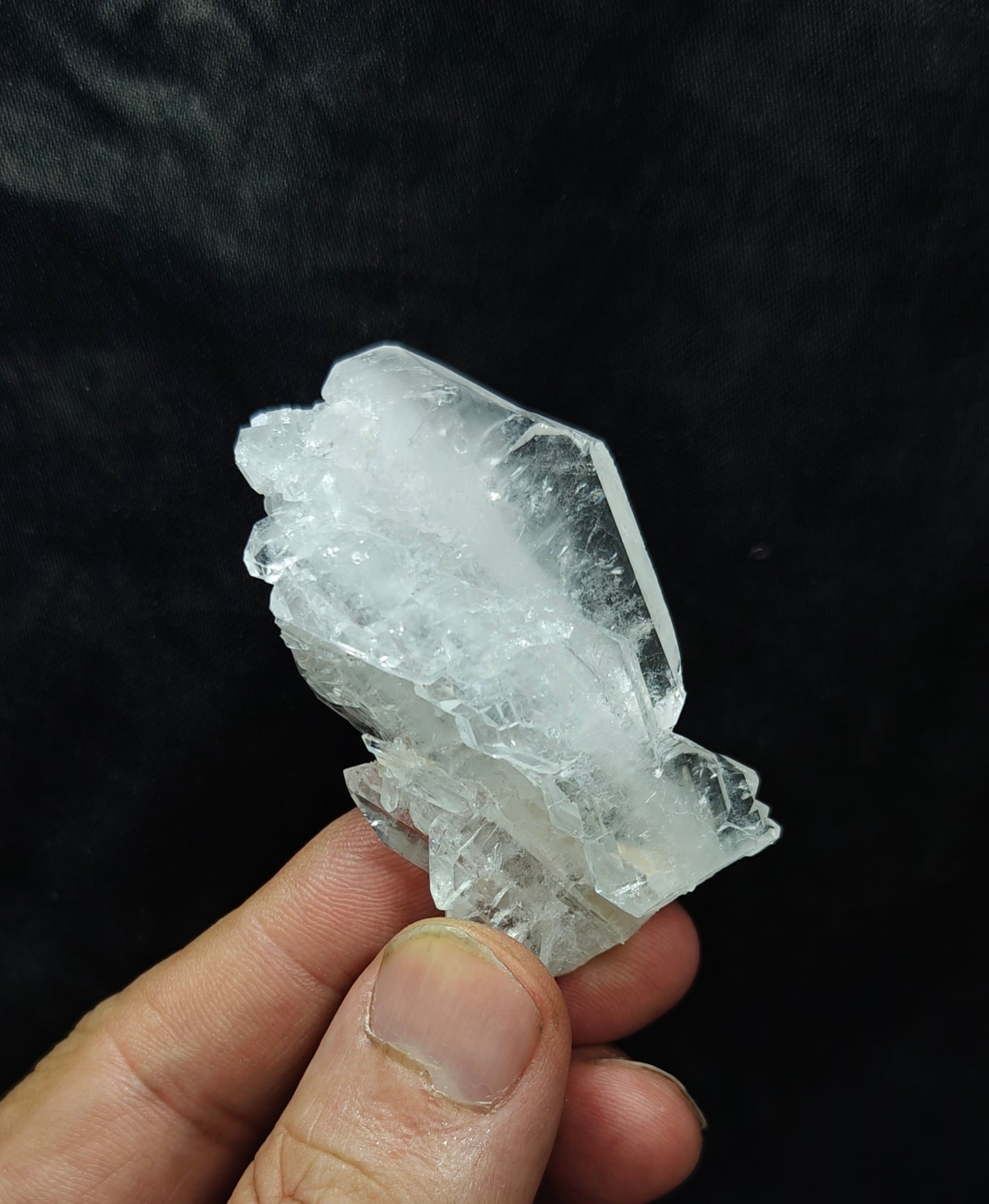 Faden Quartz crystals specimen 44 grams
