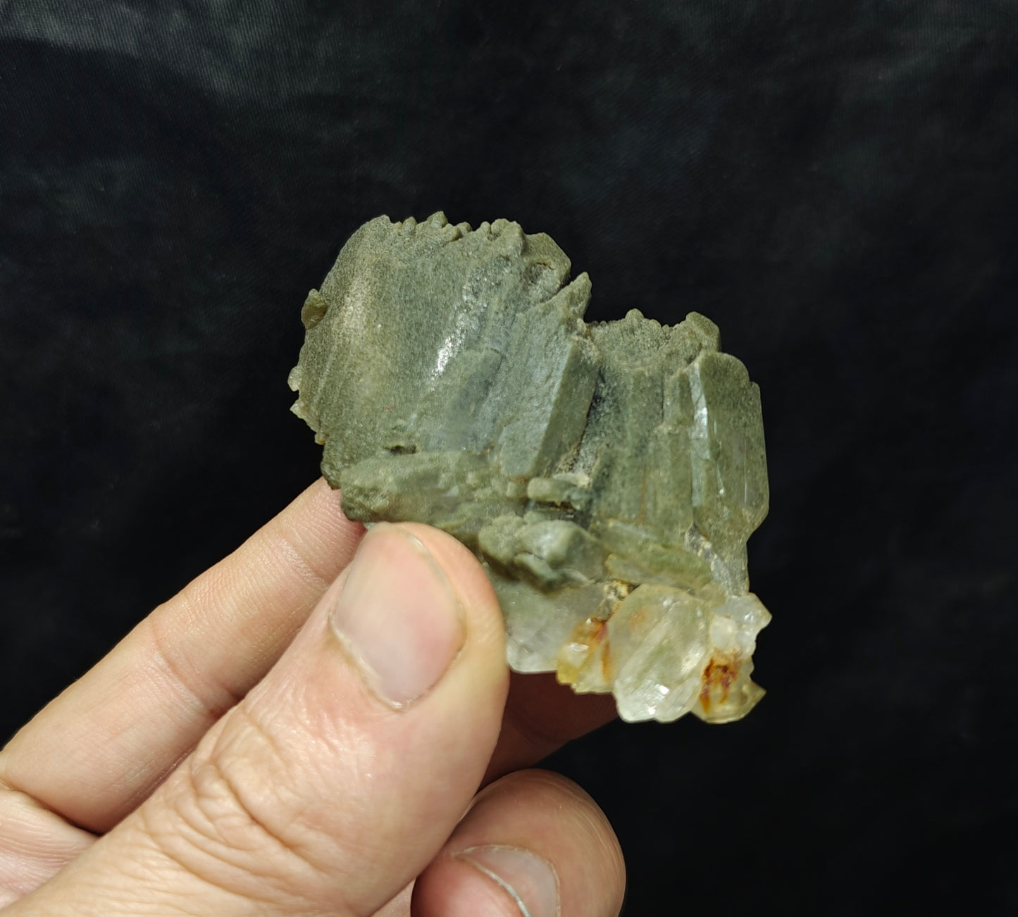 Chlorite Quartz specimen 51 grams
