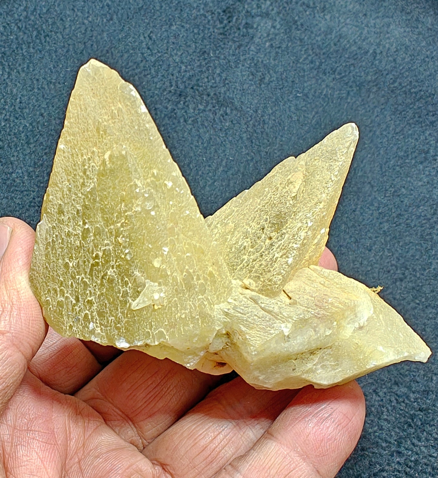 Dogteeth calcite crystals cluster with beautiful terminations 218 grams