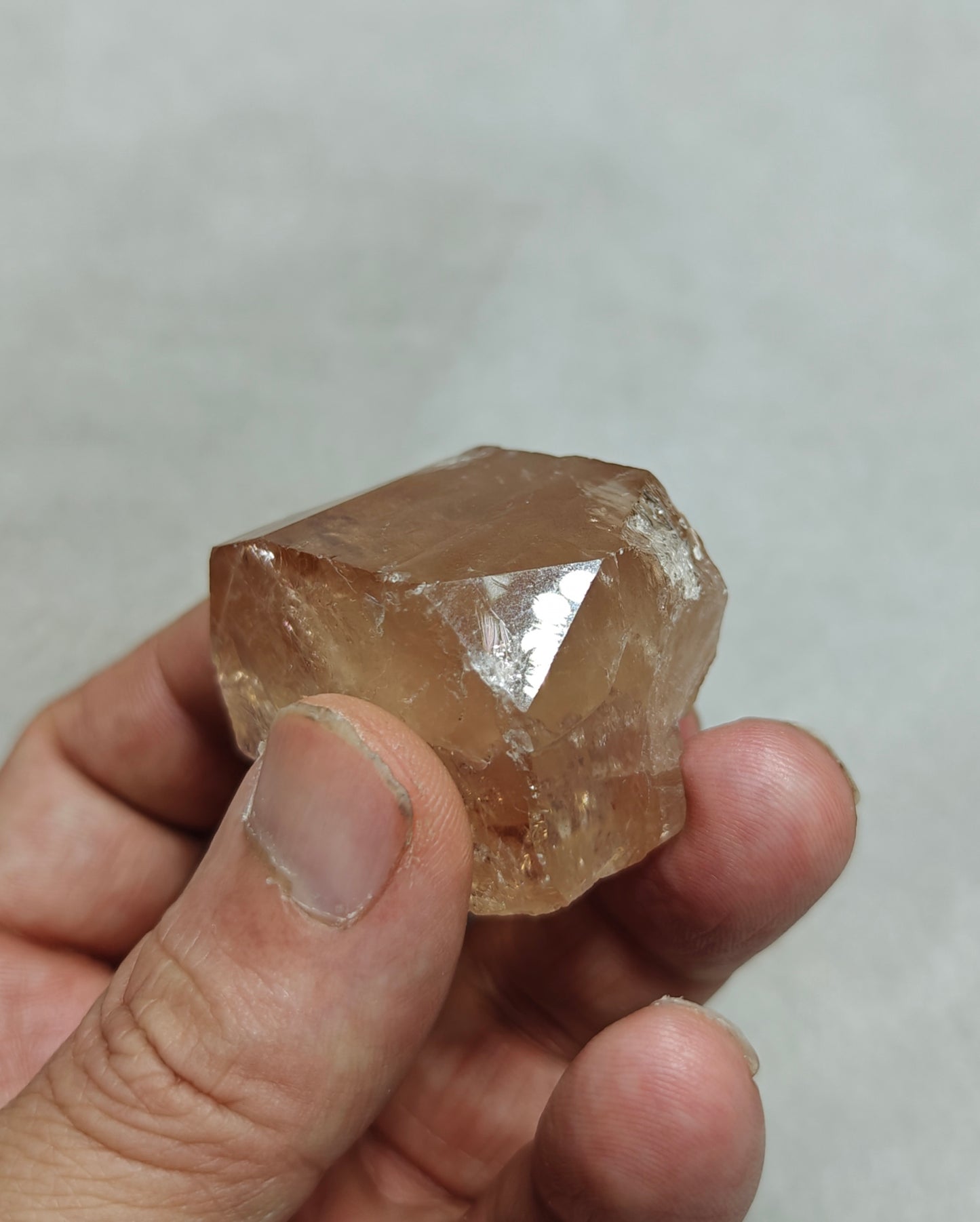 Peach color topaz crystal 86 grams