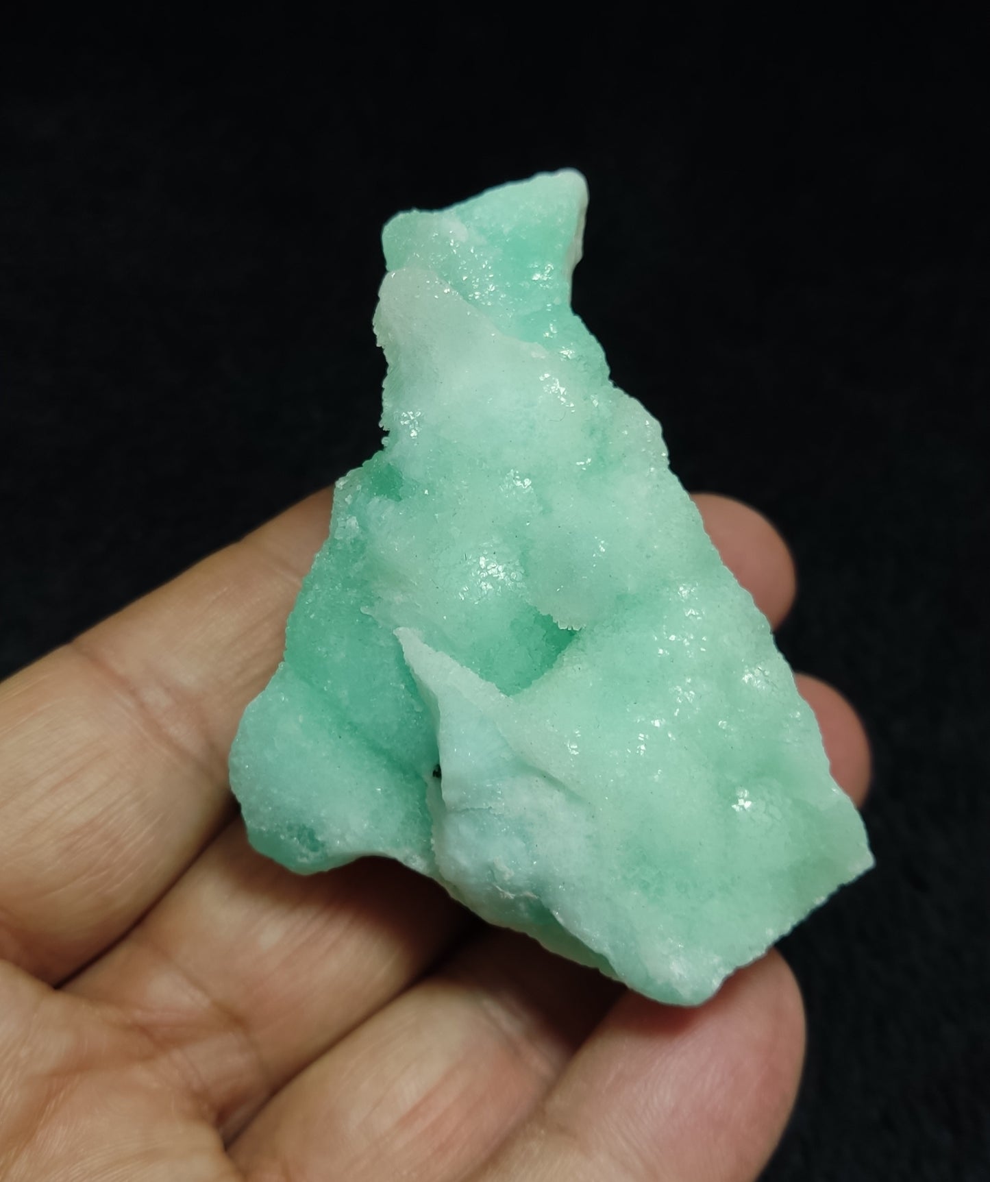 Natural specimen of blue Aragonite 105 grams