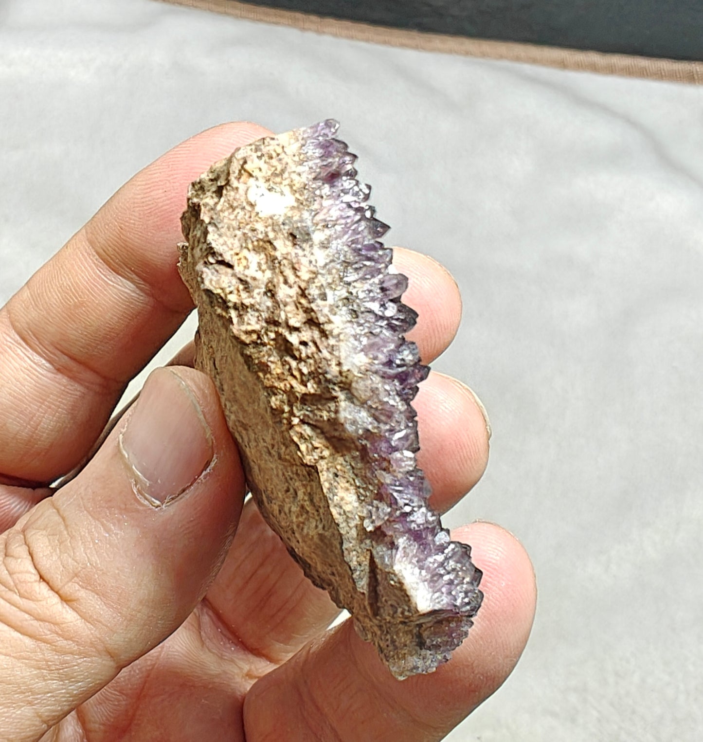 Drusy Amethyst crystals Cluster 73 grams