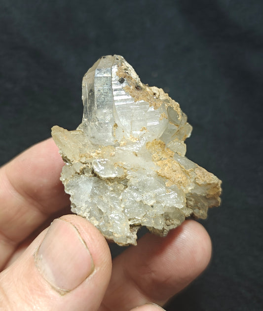 Natural Quartz with siderite 41 grams