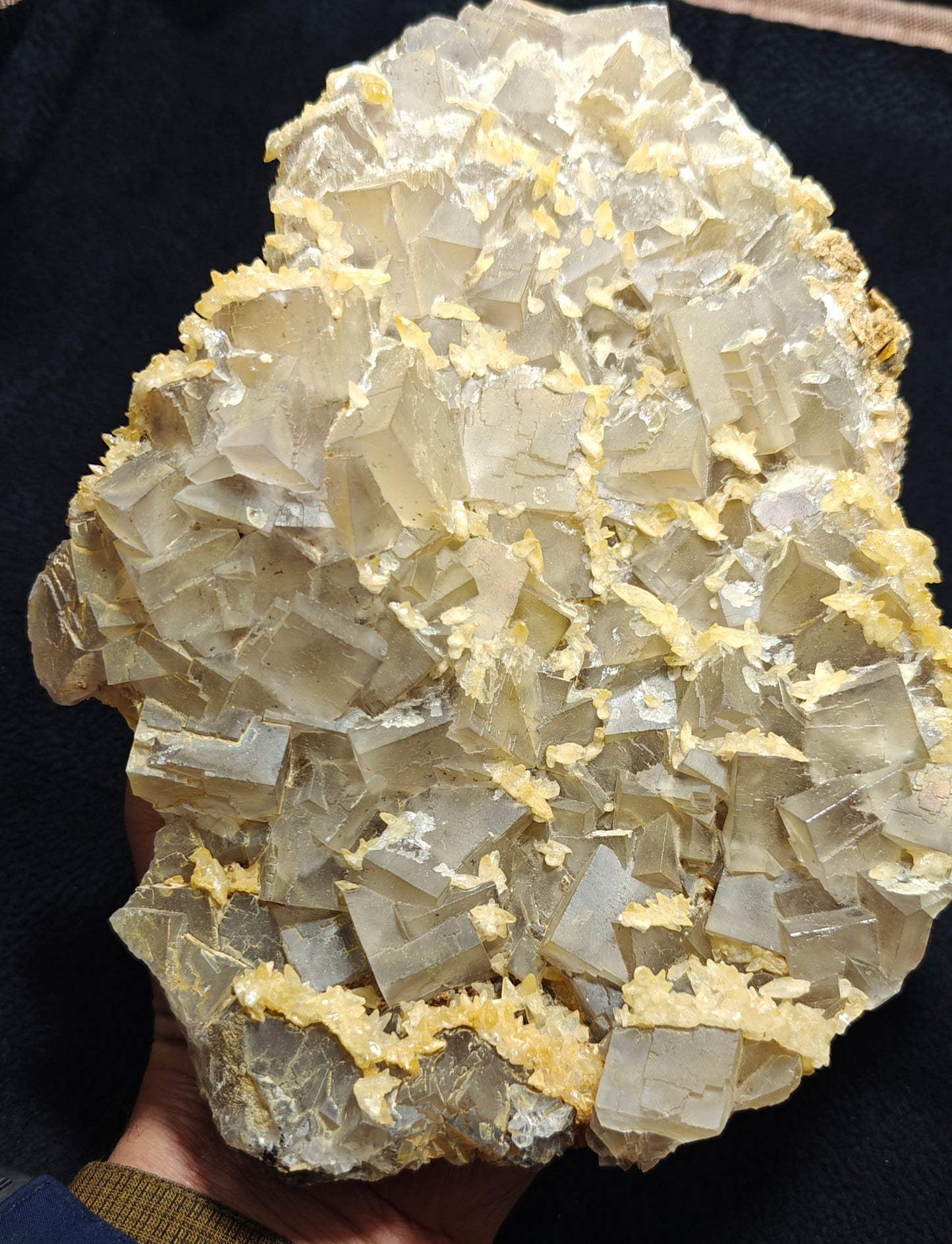 Beautiful Grey Color Fluorite plate with Dogteeth calcite crystals 1580 grams
