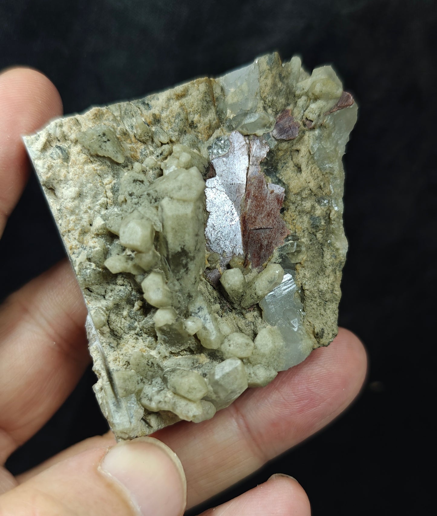 brookite in matrix with chlorite quartz 171 grams