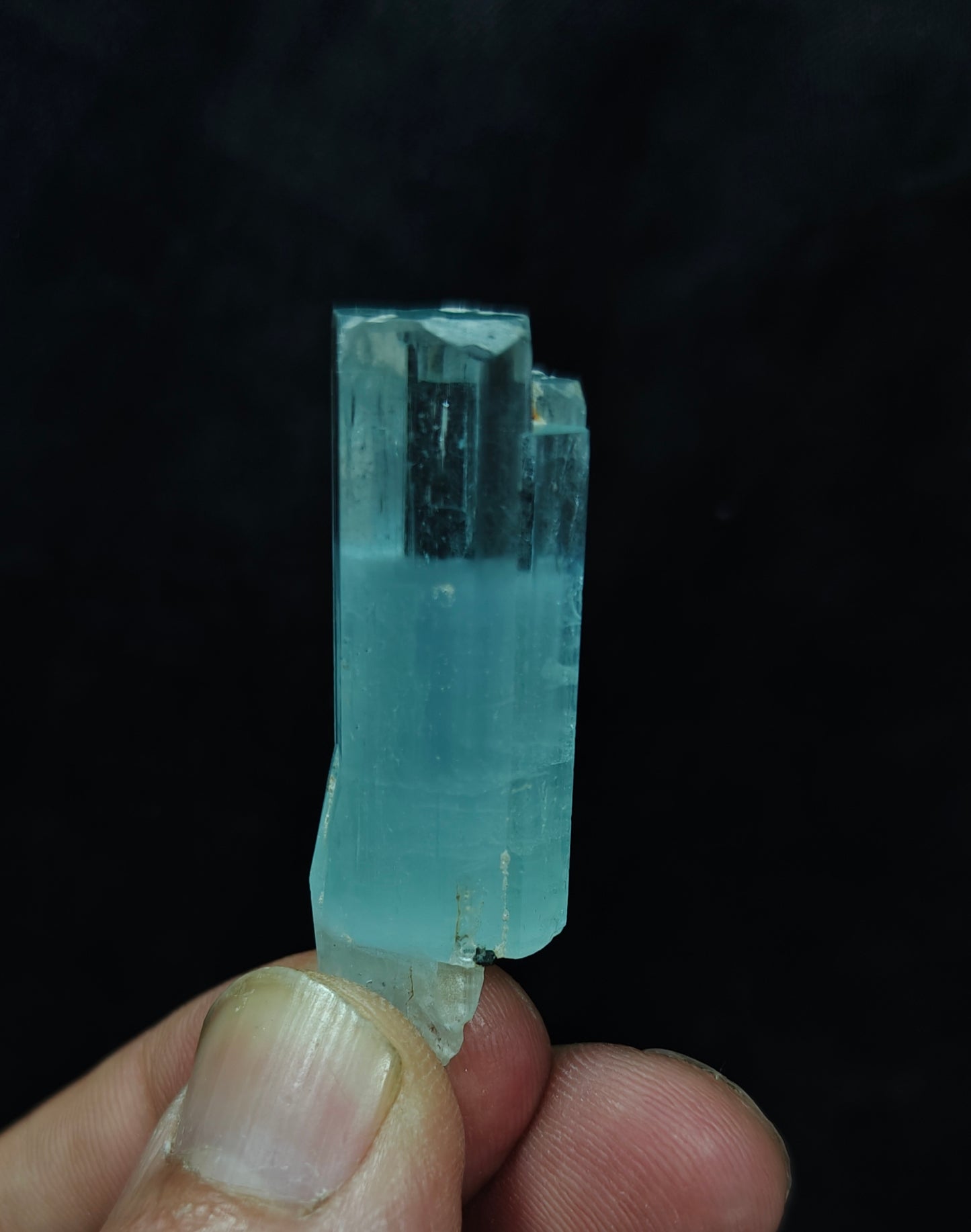 Natural terminated Aquamarine crystal 16 grams