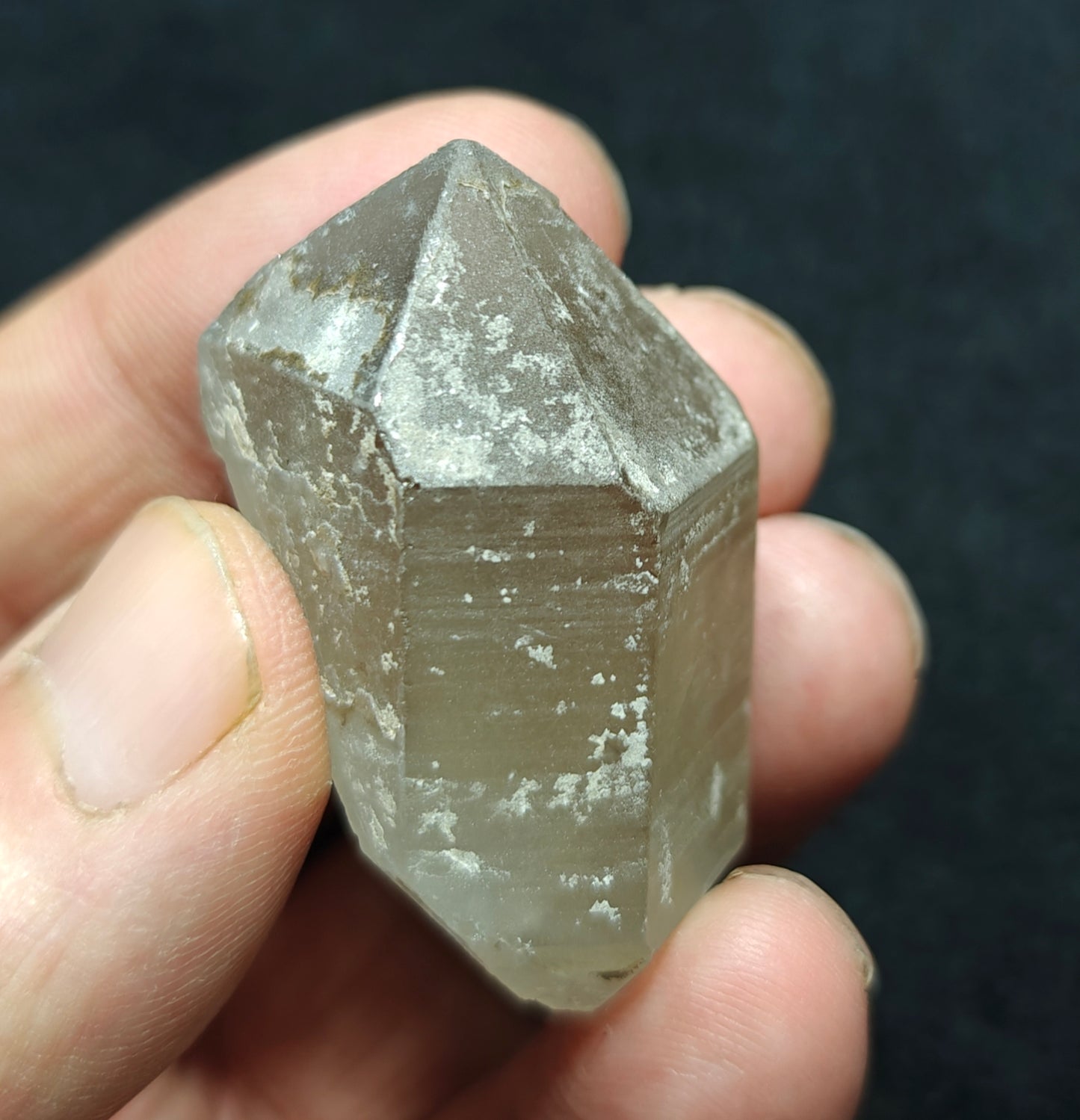 Natural smoky/blue quartz crystal 35 grams