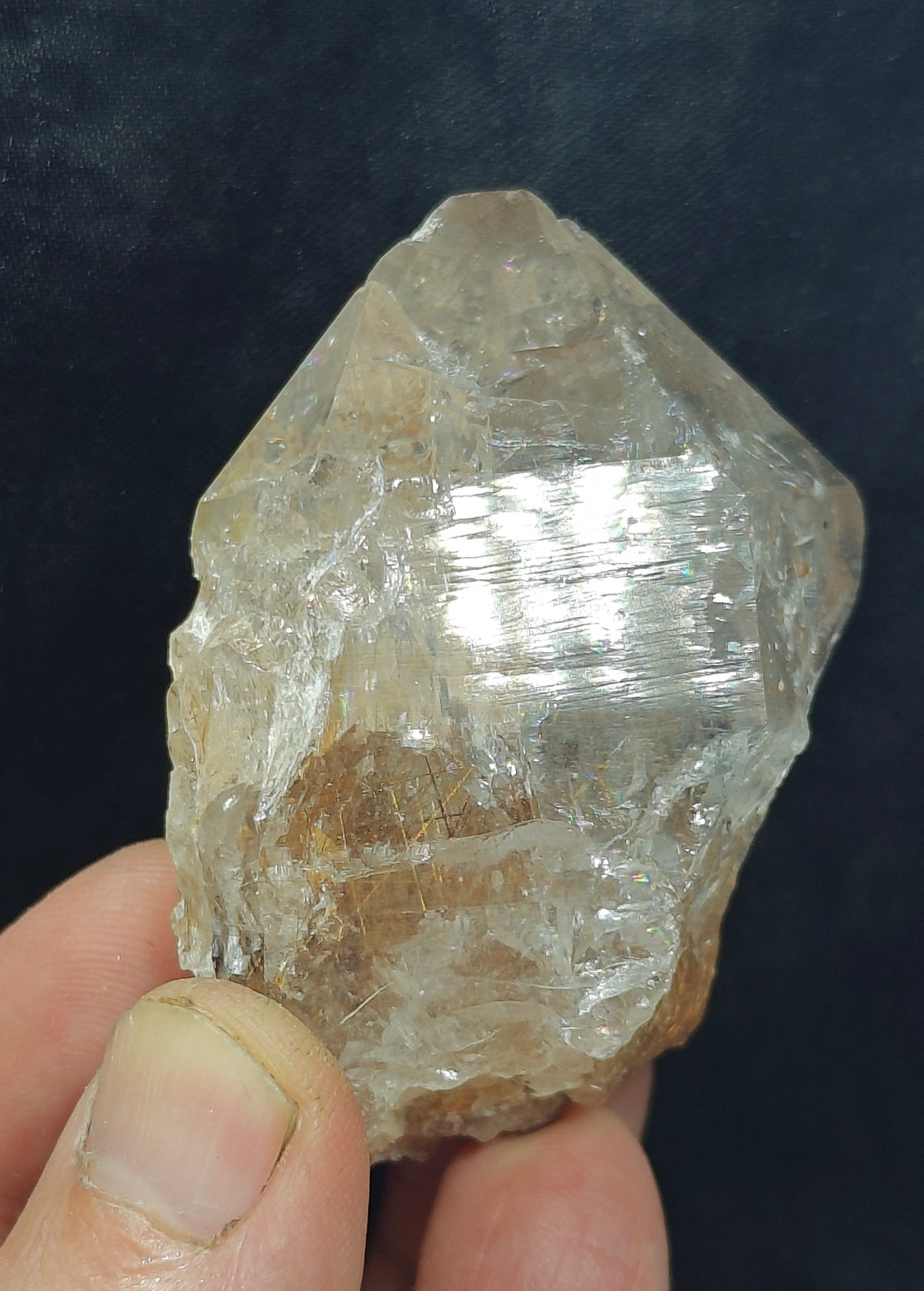 Rutile included quartz Crystal 135 grams