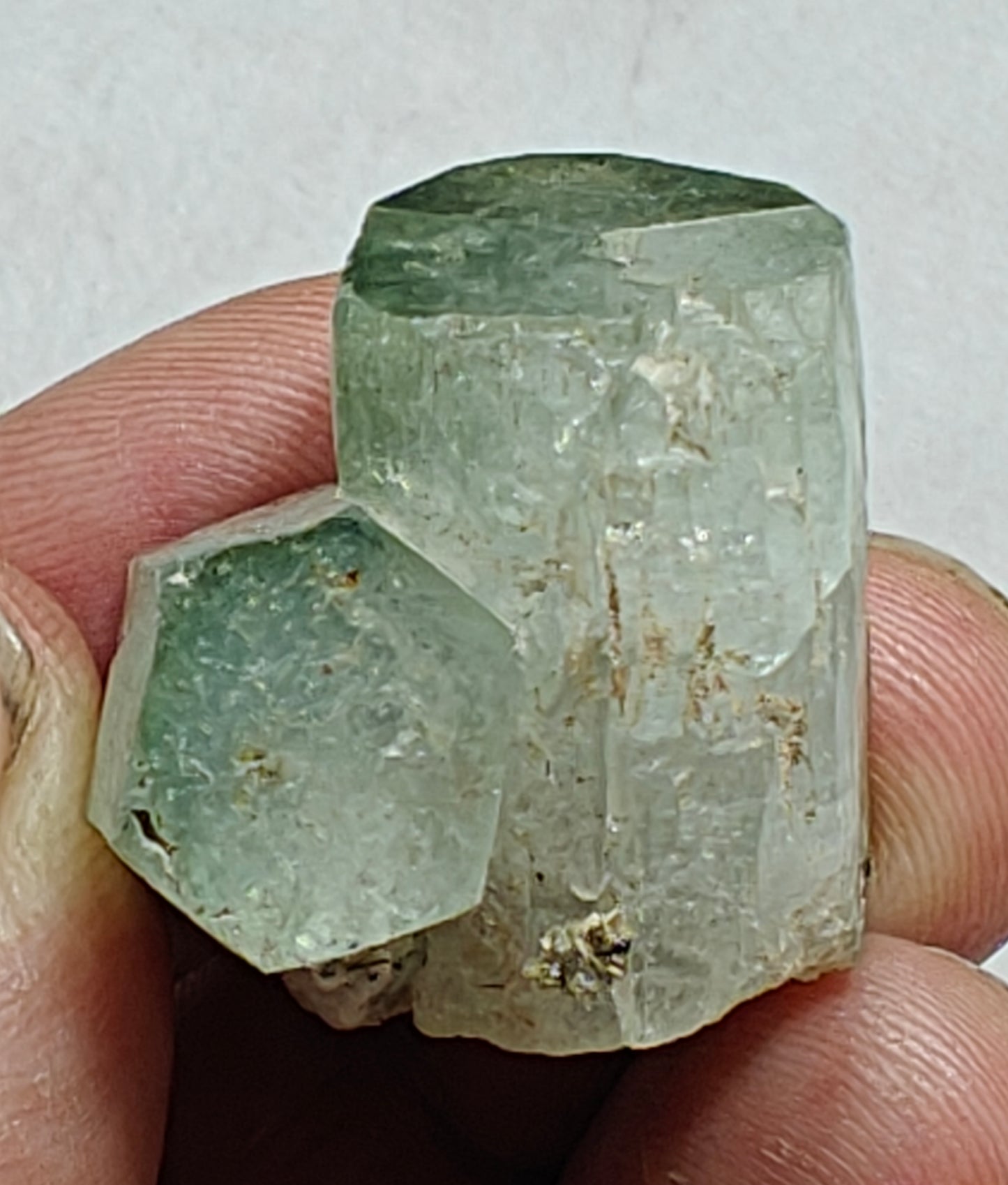 Naturally terminated aquamarine crystal twin formation 21 grams