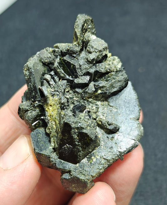 Natural dark green color epidote crystal 77 grams