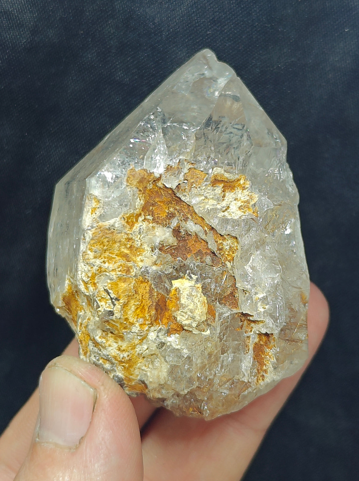 Rutile included quartz Crystal 135 grams
