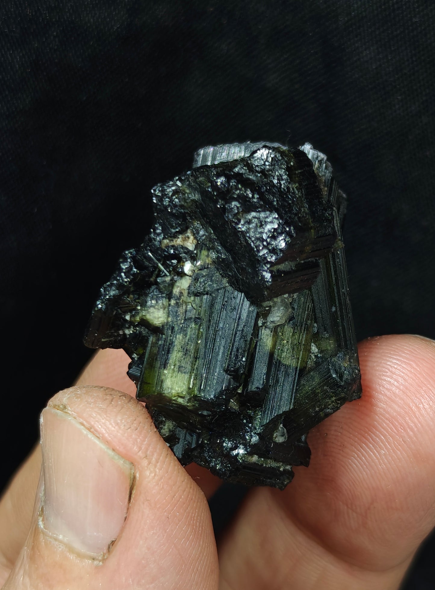 Dark green color Tourmaline crystal chatoyance 26 grams