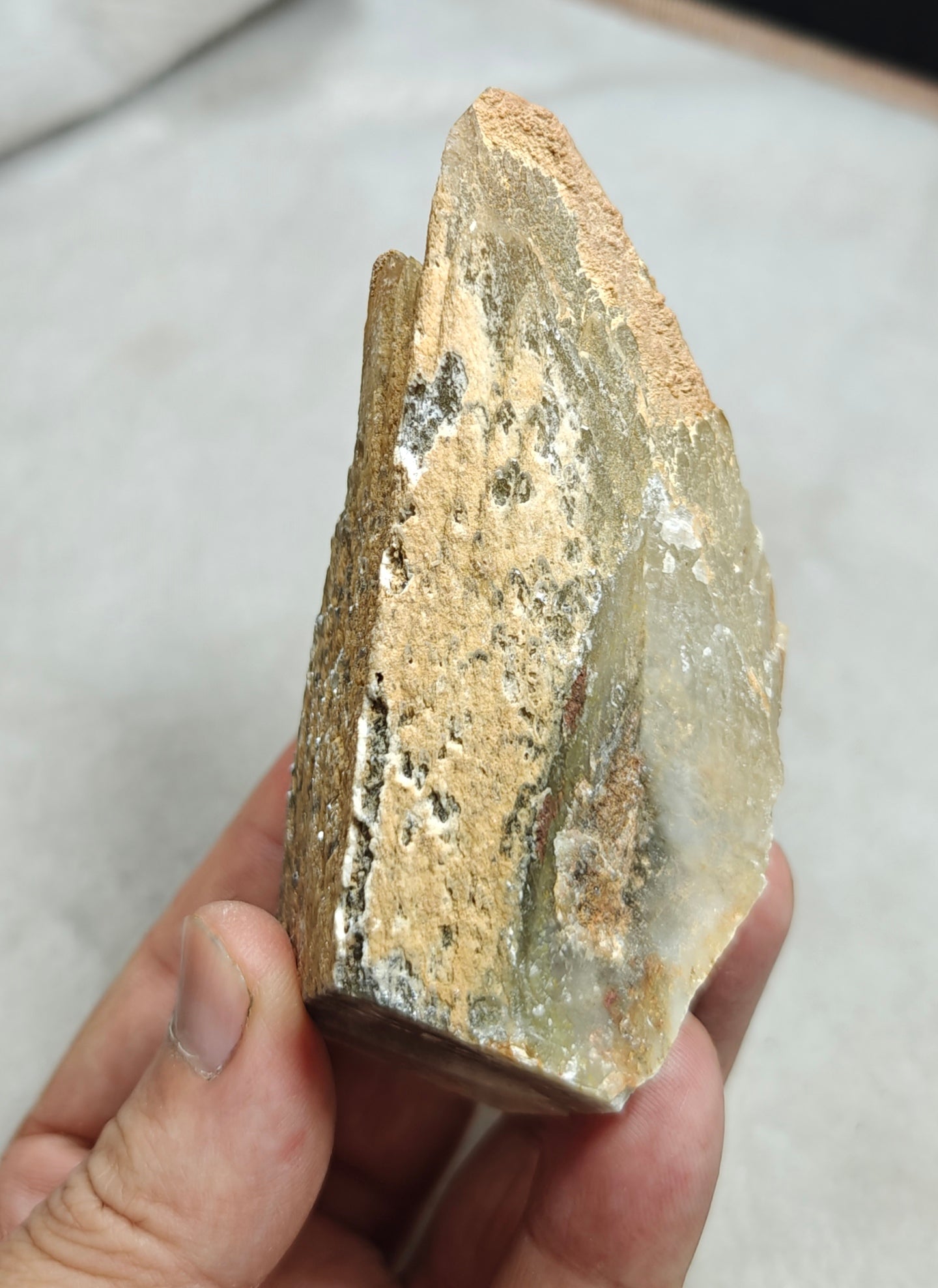 Naturally terminated Dogteeth Calcite Crystal 274 grams