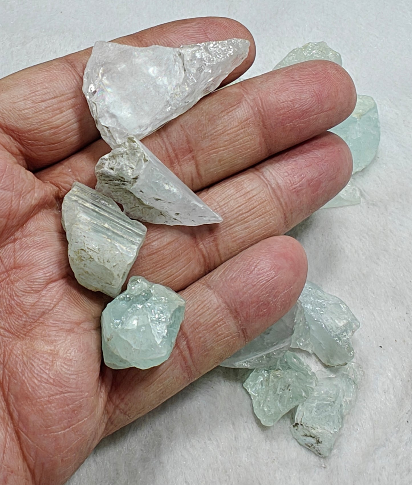 Natural aquamarine collection, some Crystals some rough, 150 grams