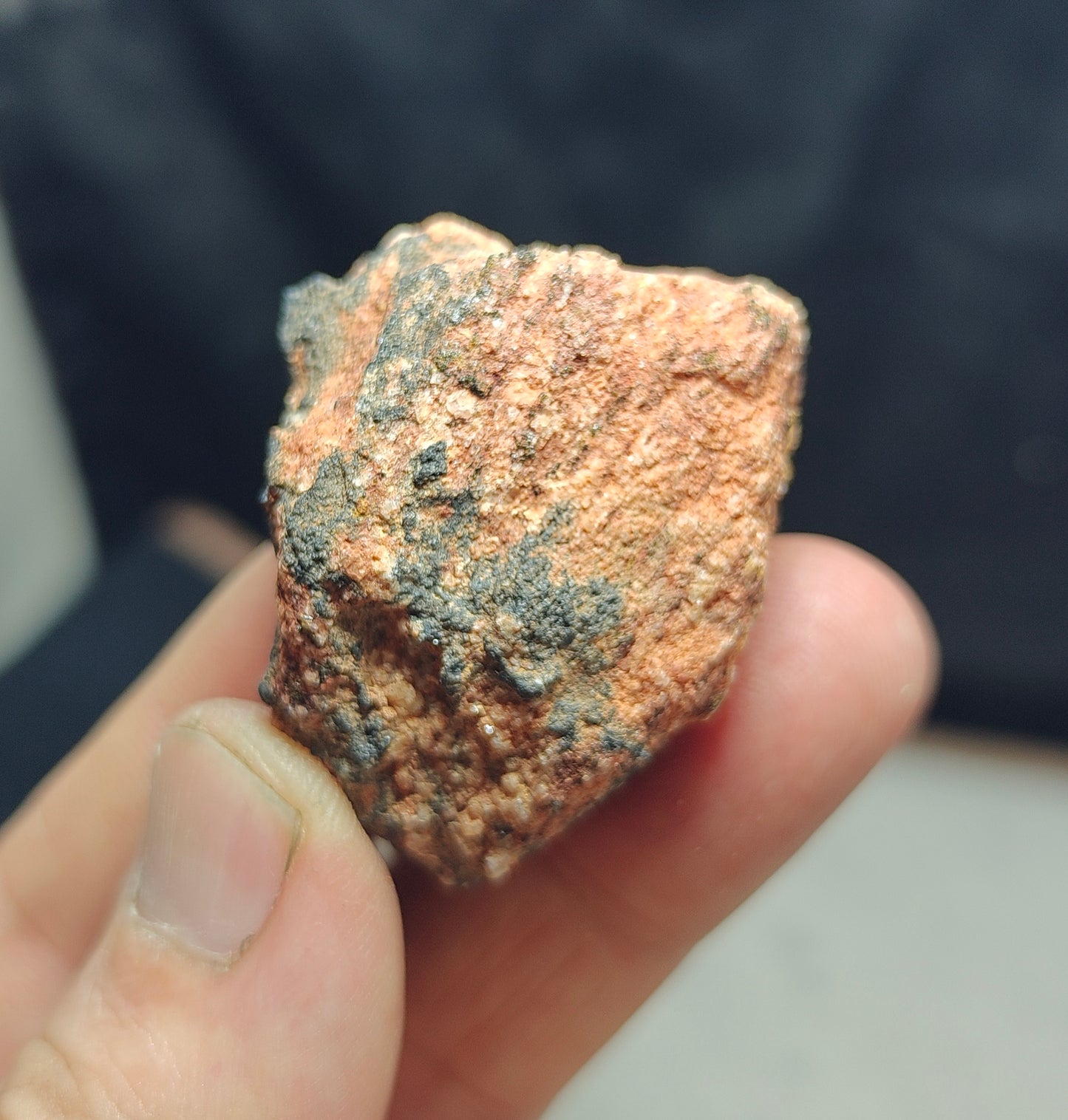 Hollandite on matrix 40g