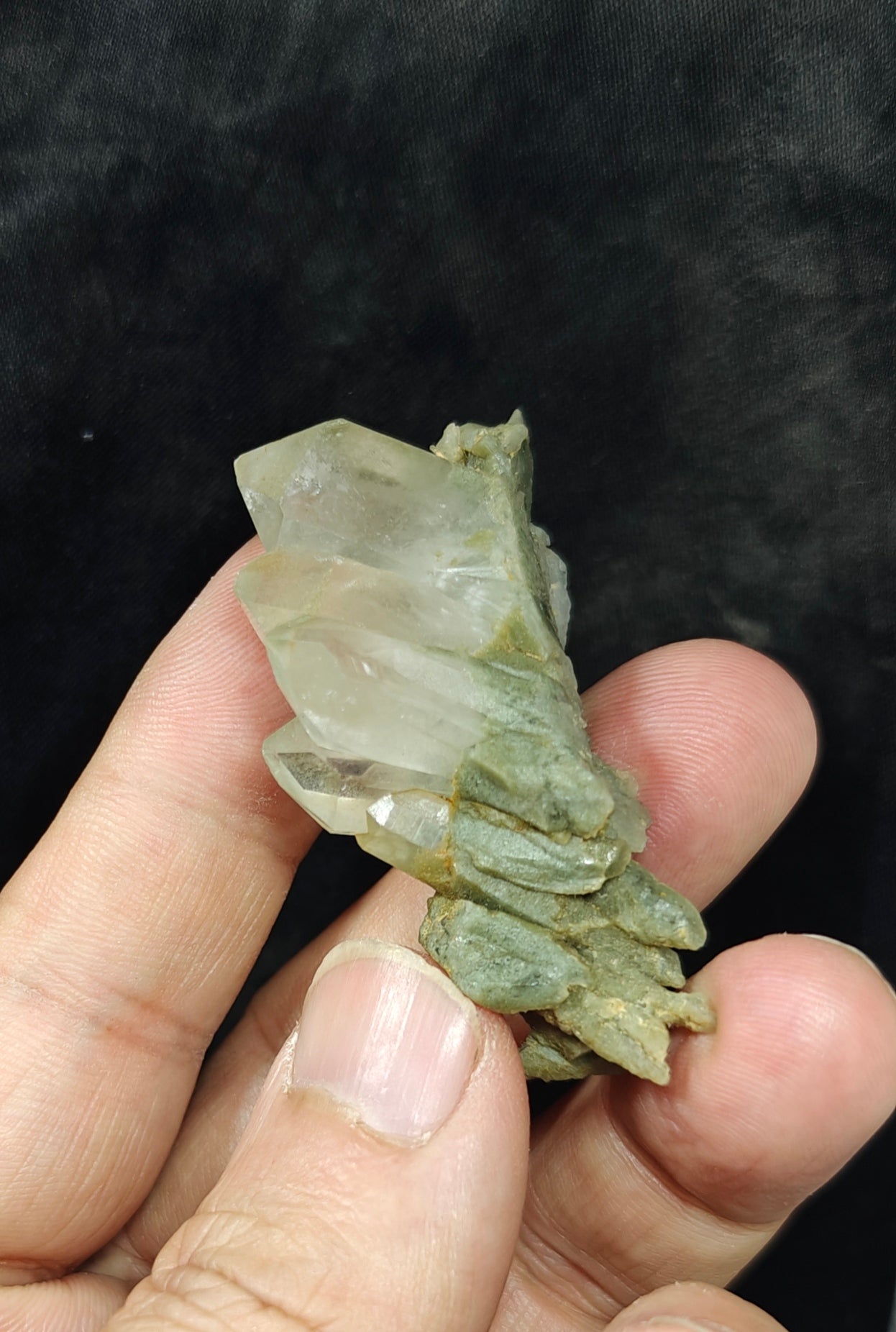Natural chlorite quartz cluster 25 grams