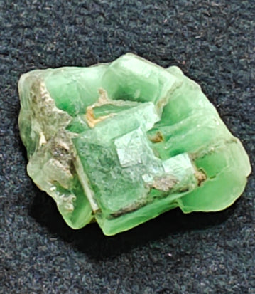 Natural green fluorite 39 grams