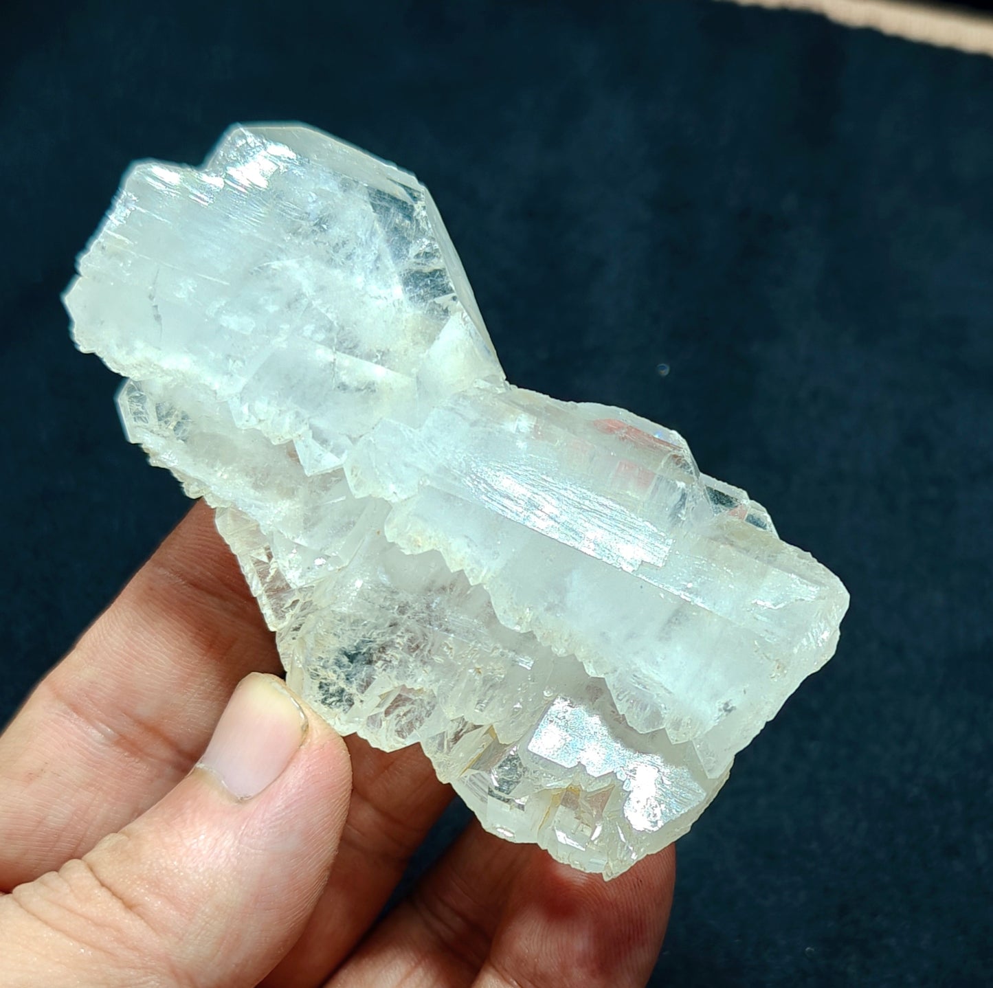 Single beautiful terminated Faden Quartz crystals specimen 167 grams