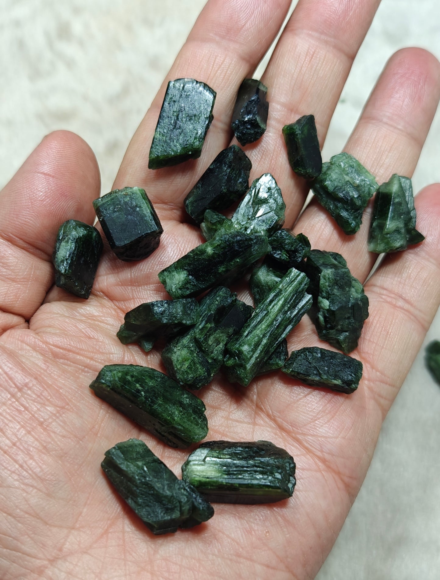 100 grams diopside crystals collection
