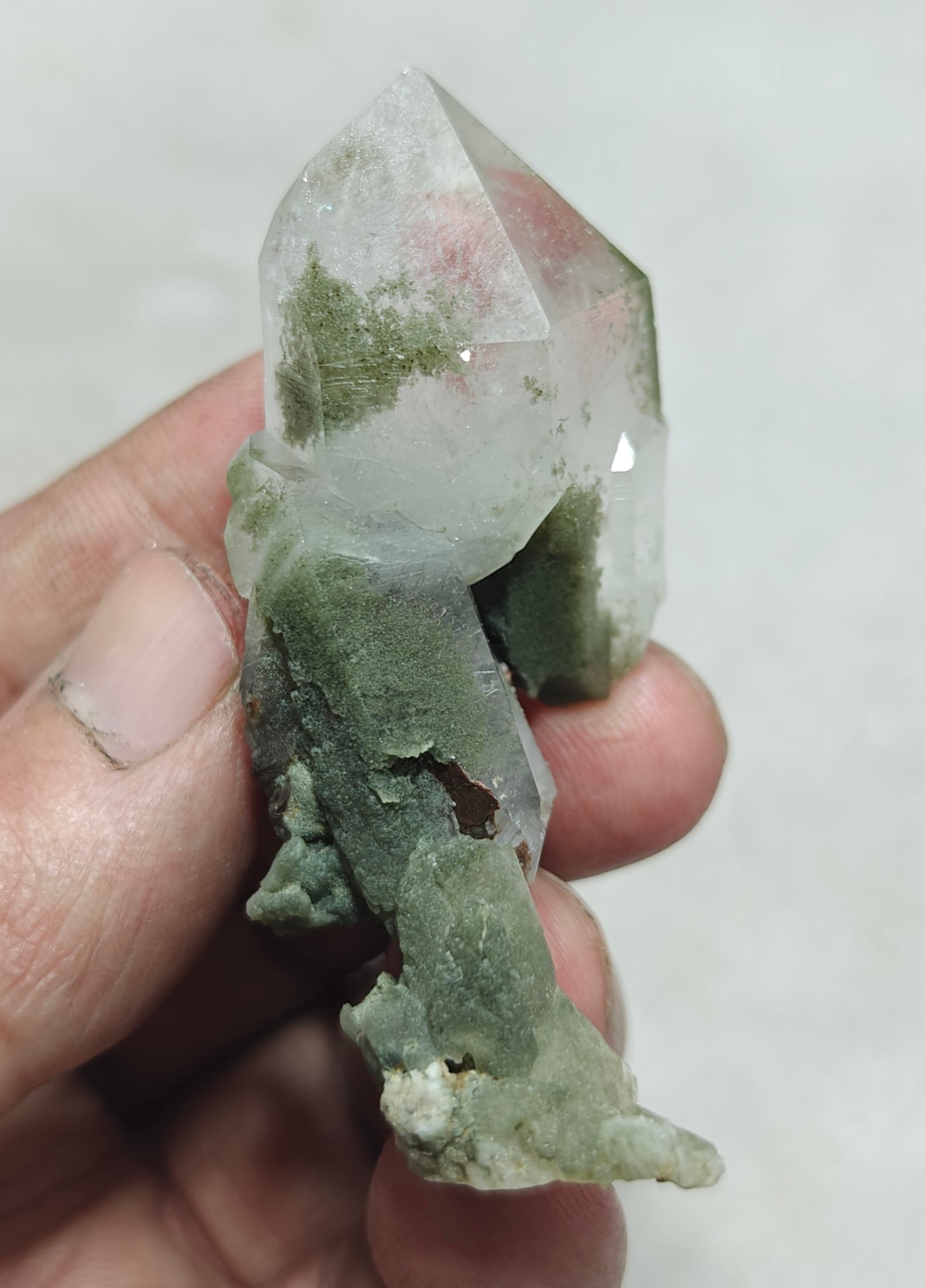 Chlorite quartz with small brookite 41 grams