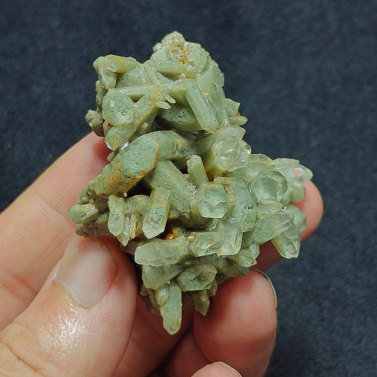 Chlorite Quartz crystal 63 grams