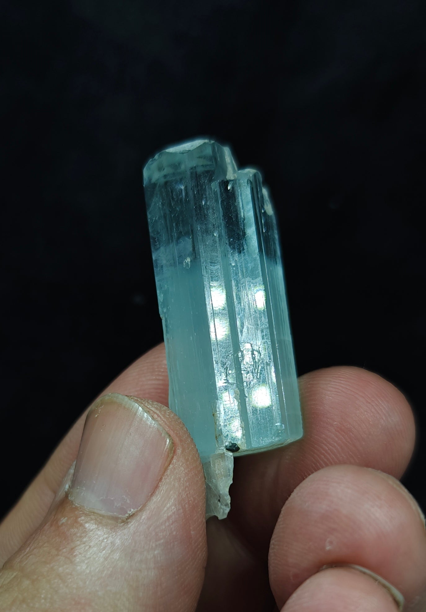 Natural terminated Aquamarine crystal 16 grams