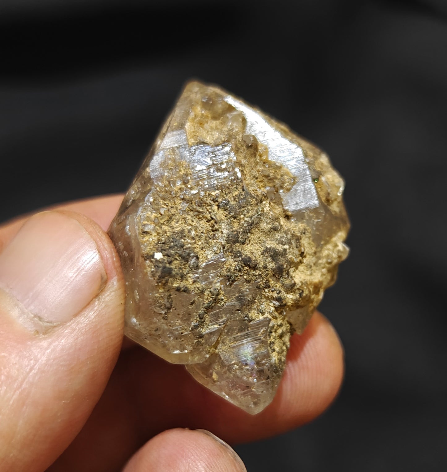 Natural Aesthetic Fenster Like Terminated Quartz Crystal with Black Inclusions 4.5x2.8x1.5cm