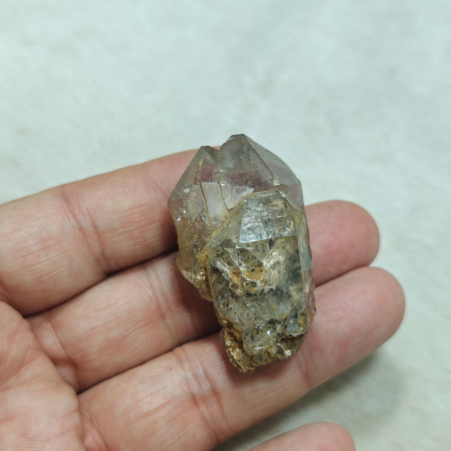 Natural quartz crystal skeletal like formation 34 grams