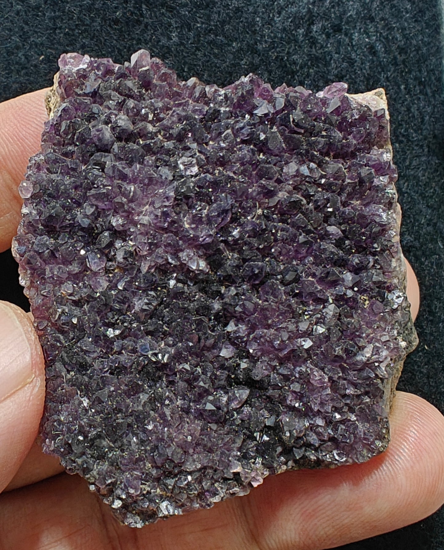Drusy Amethyst crystals Cluster 73 grams