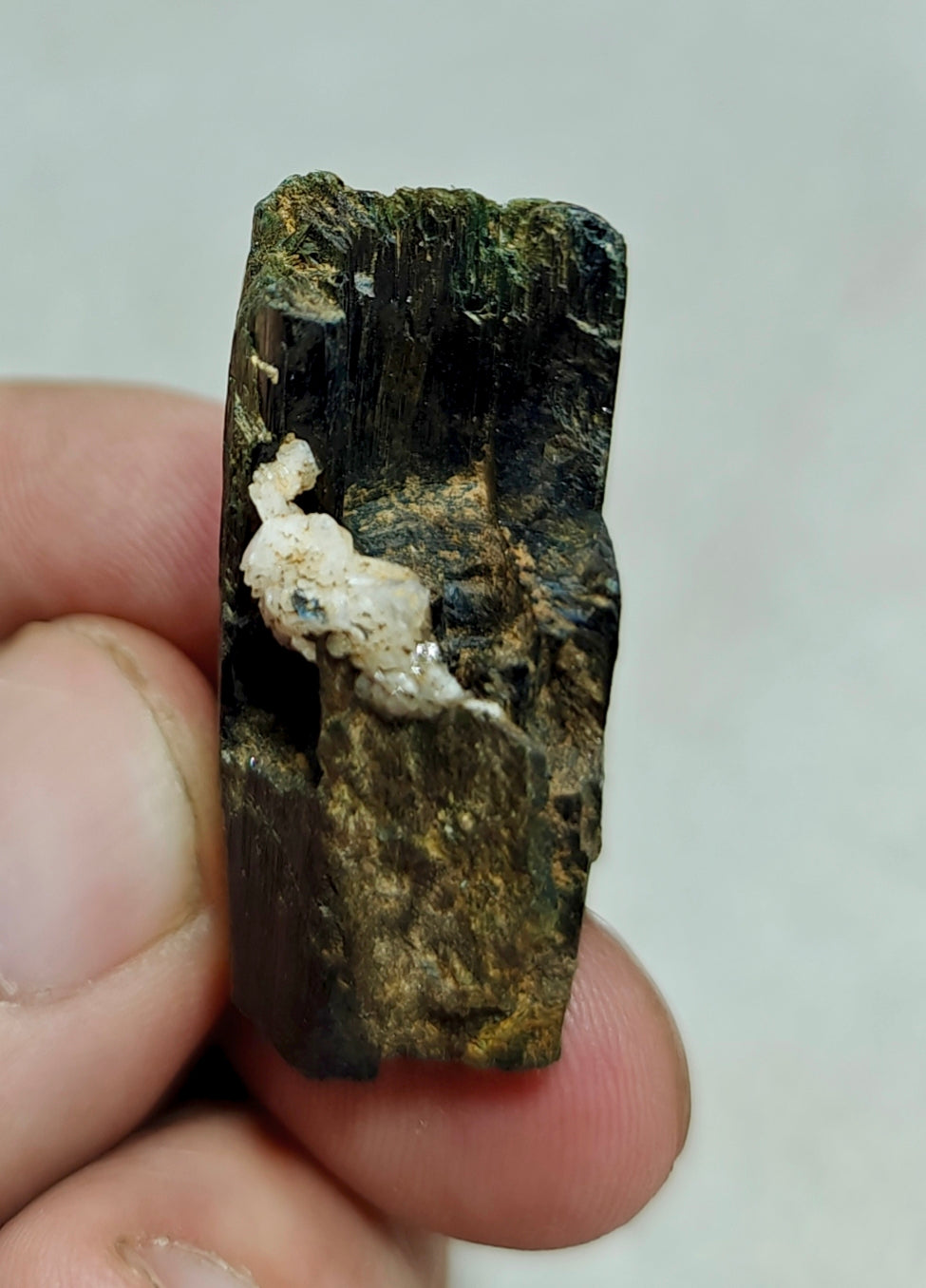 Natural aegirine crystal 18g