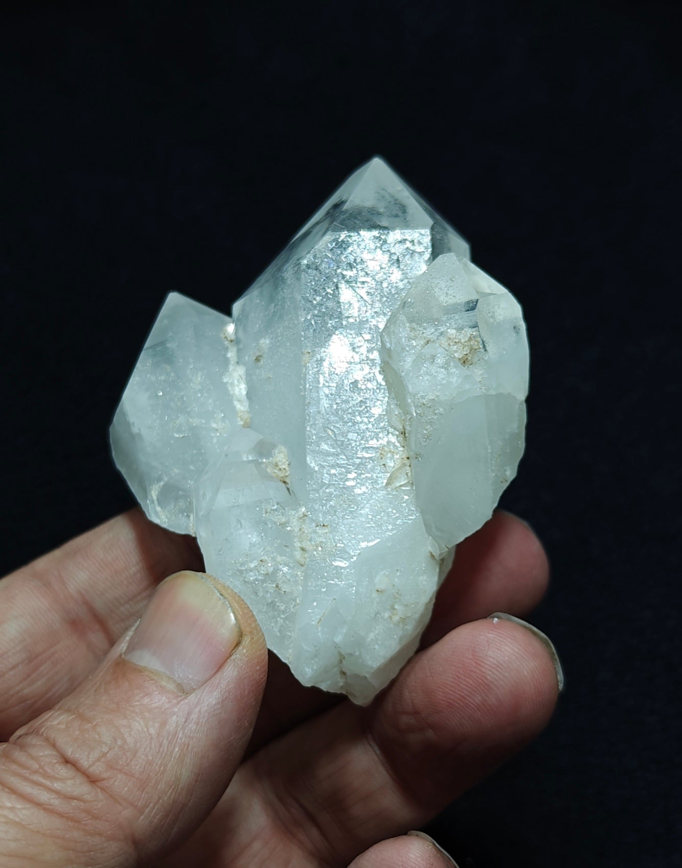 Natural terminated clear Quartz Crystals 128 grams