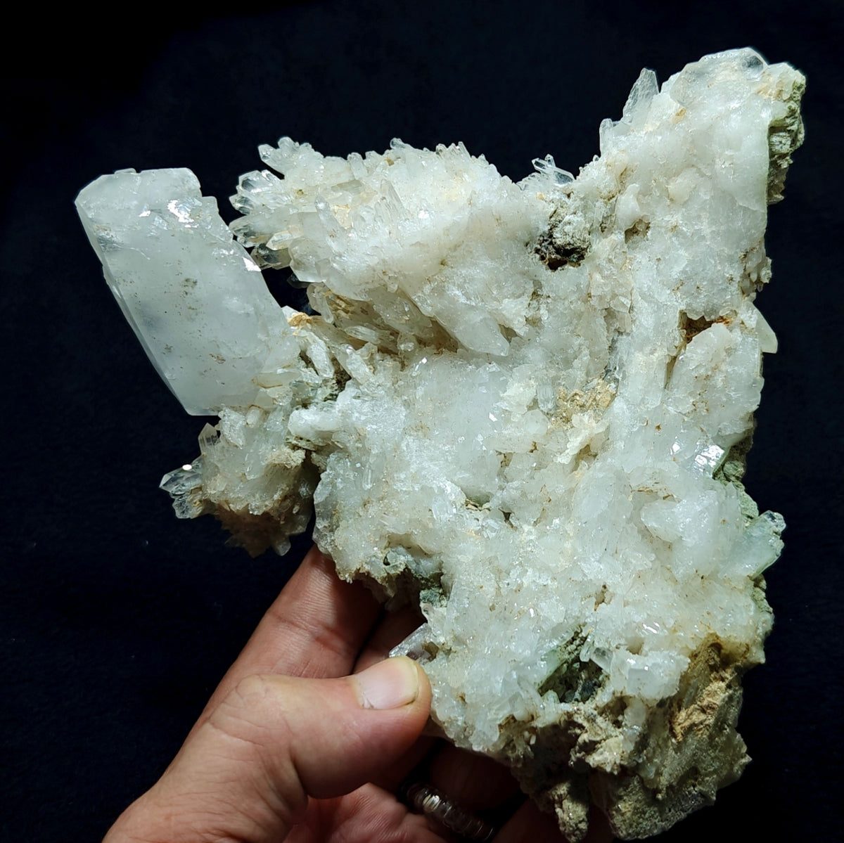 Natural Faden Quartz Crystal specimen 588 grams