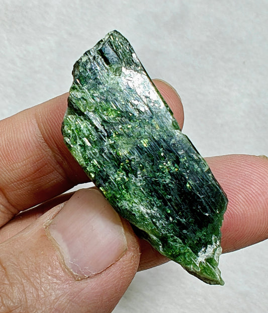 Natural Green diopside crystal 25 grams