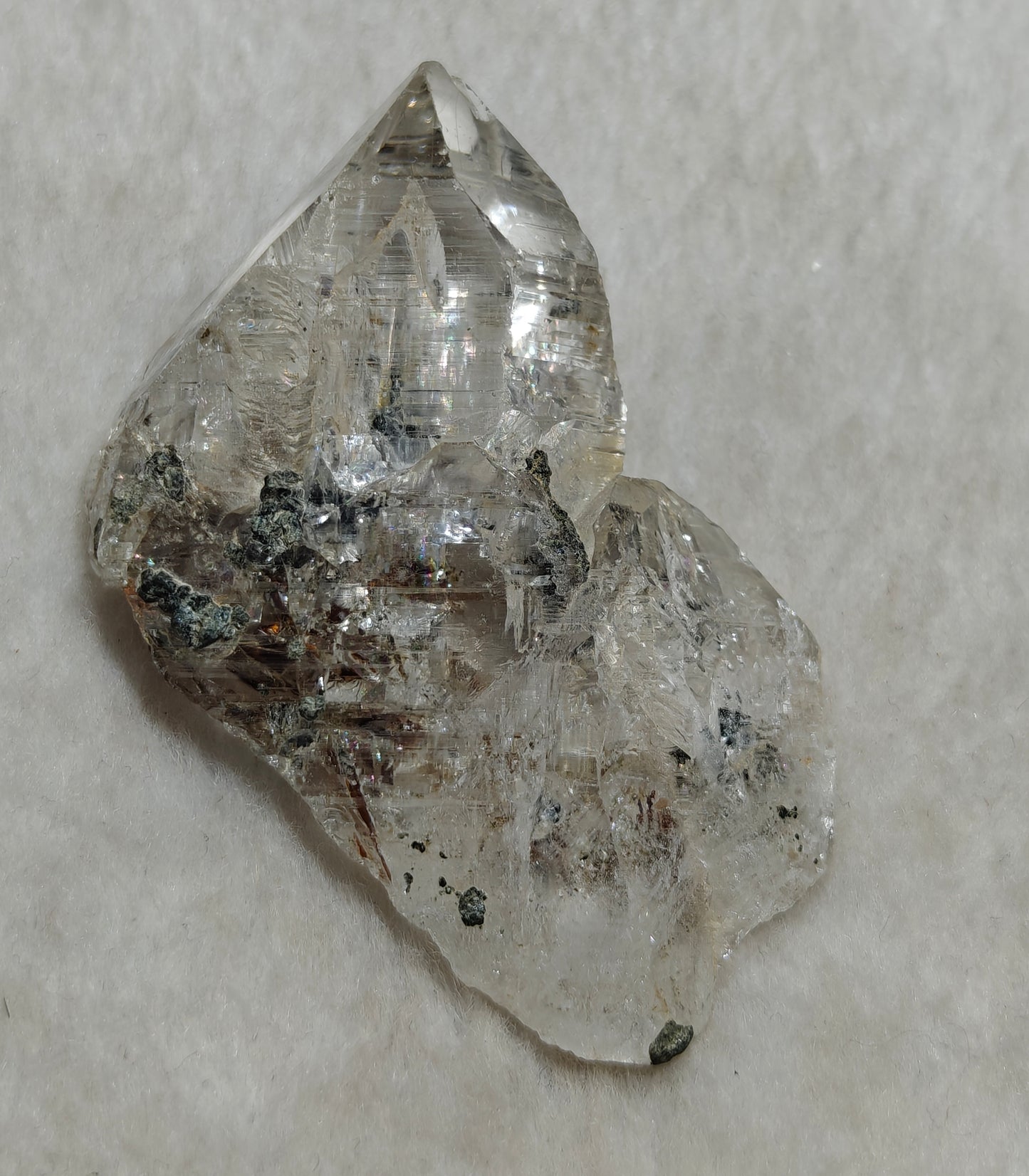 Terminated quartz crystal with unique inclusions 42 grams