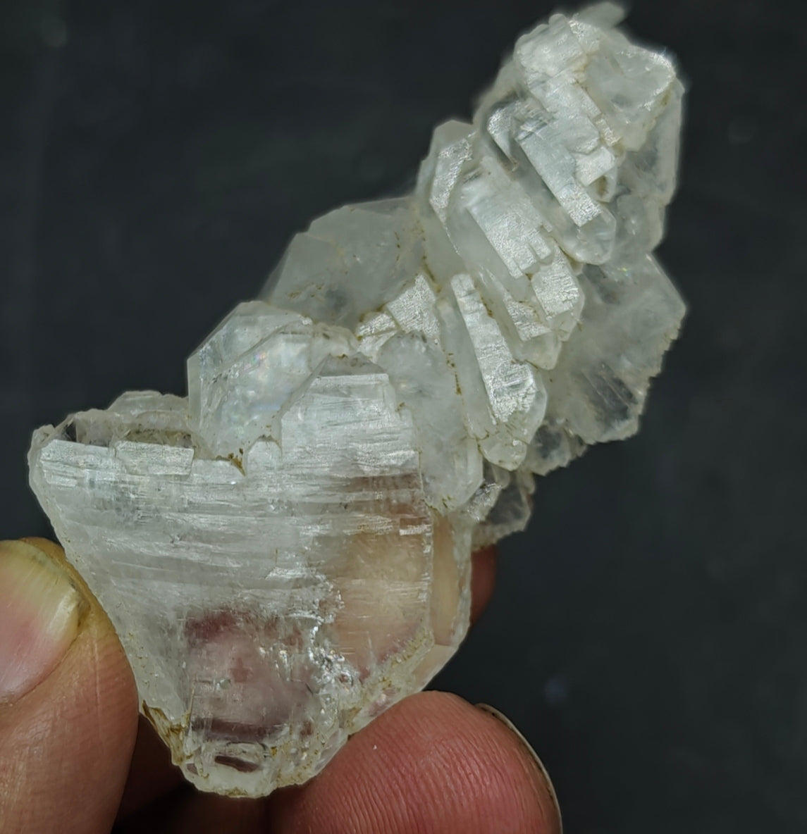 Very aesthetic interconnected faden quartz crystal 53 grams