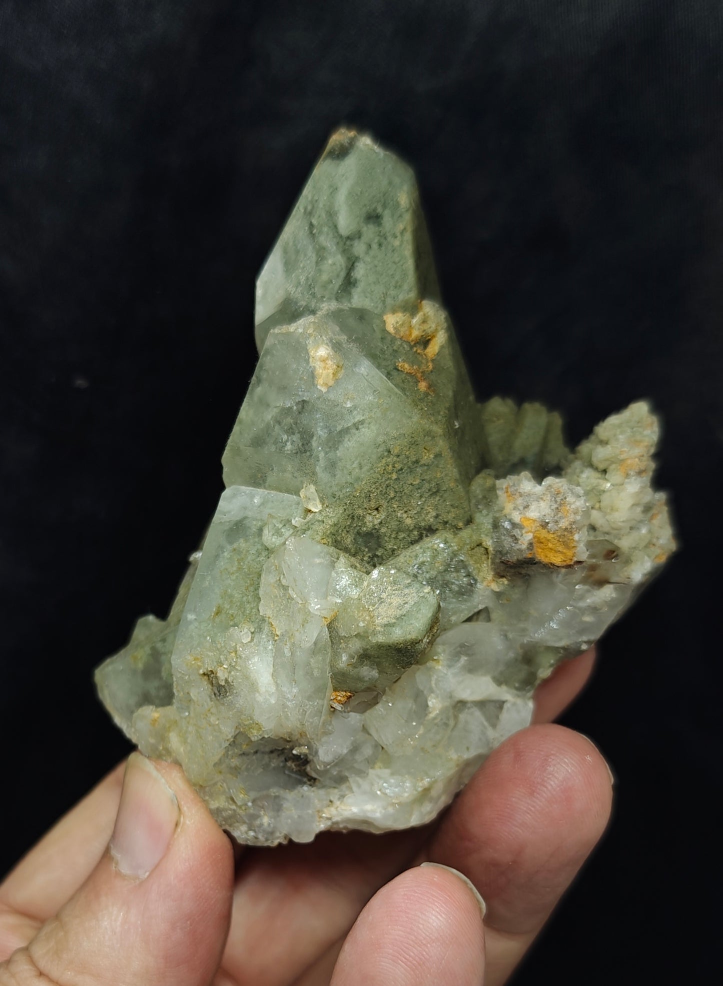 Chlorite Quartz cluster 217 grams