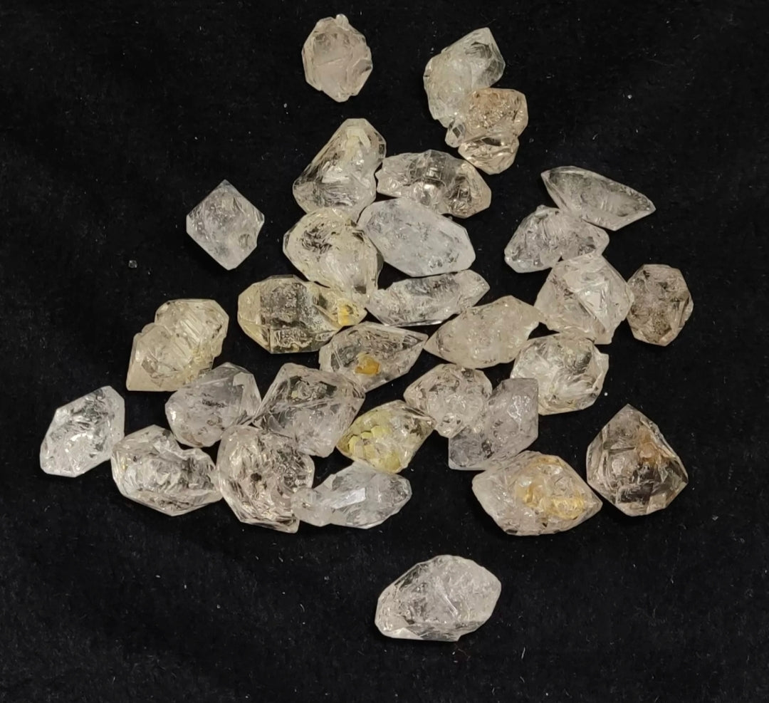 150 grams lot of diamond quartz carbon included double terminated Crystals