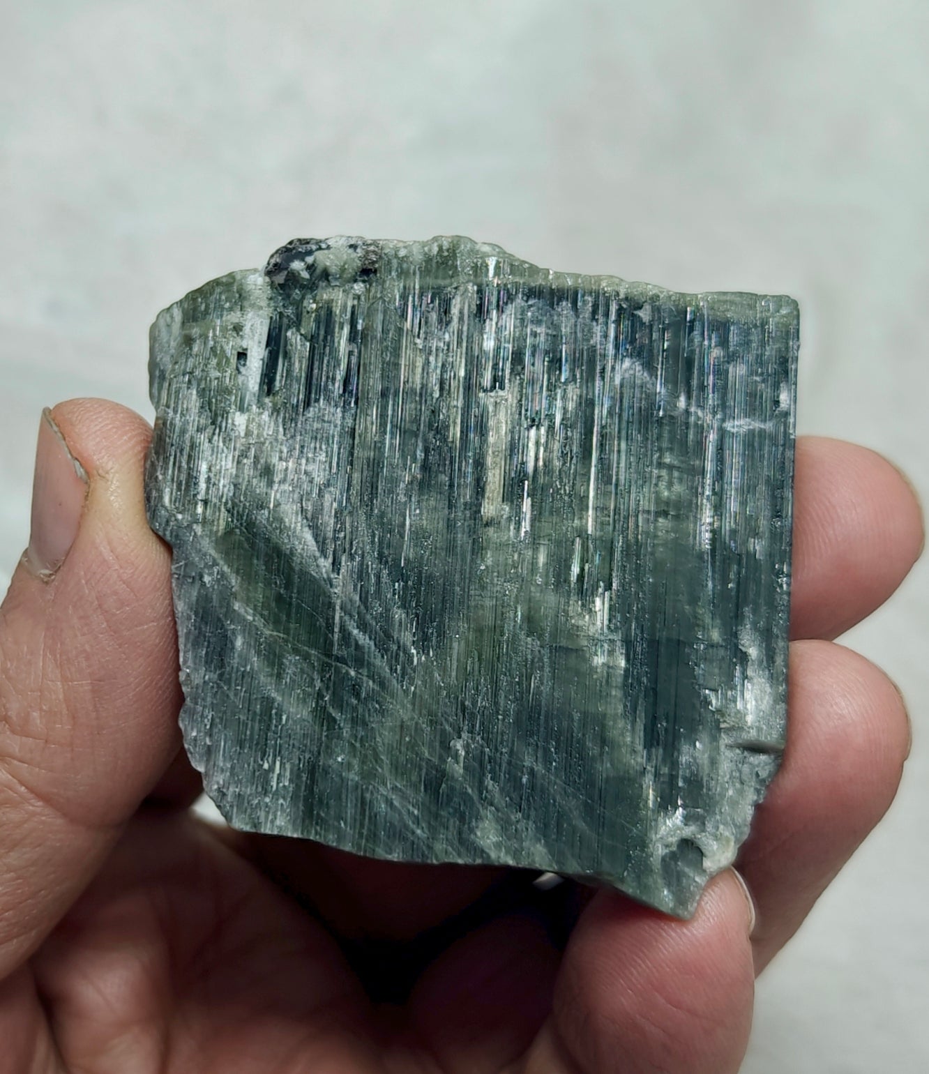 Dark green Tourmalines crystal 80 grams