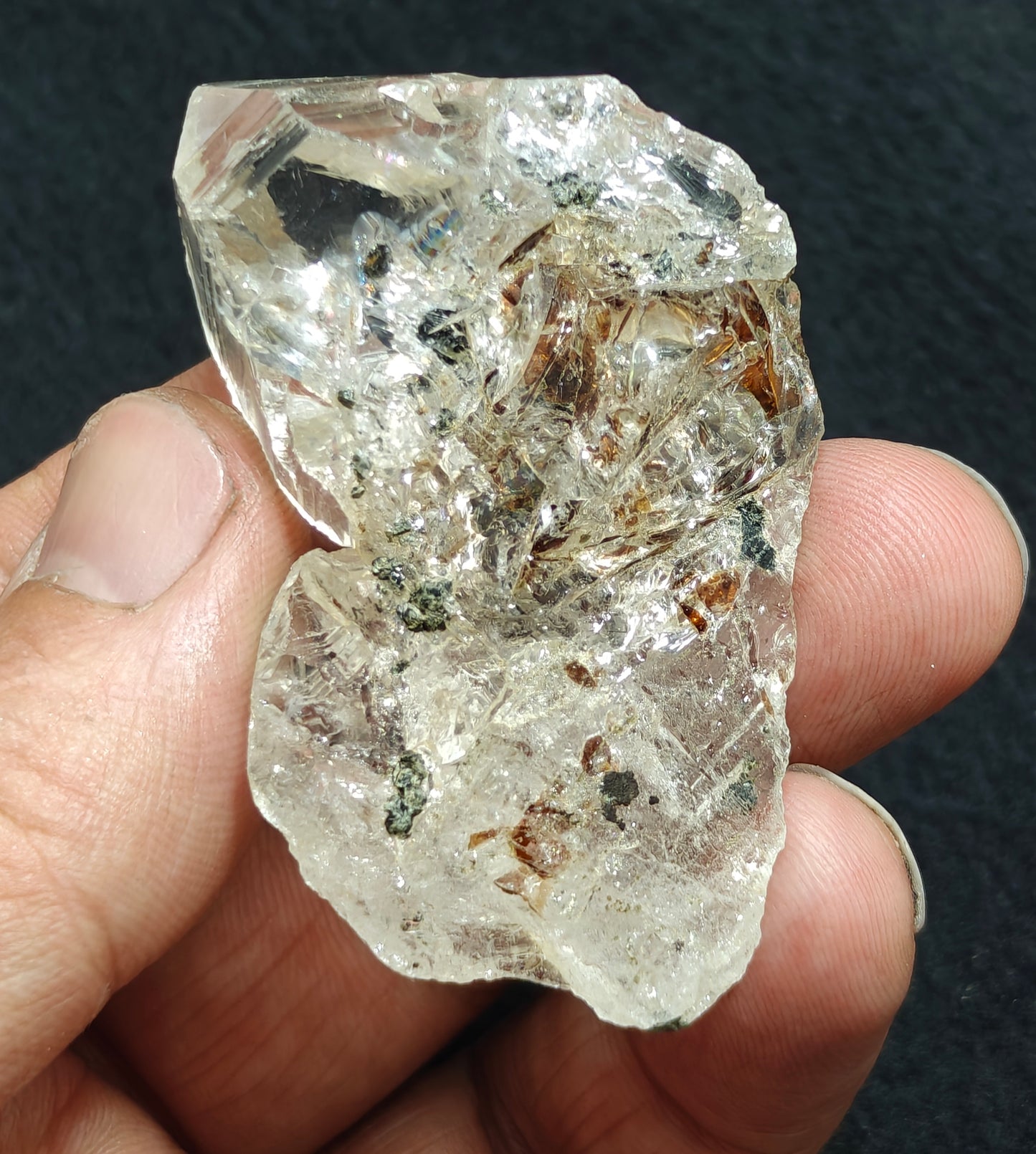 Terminated quartz crystal with unique inclusions 42 grams