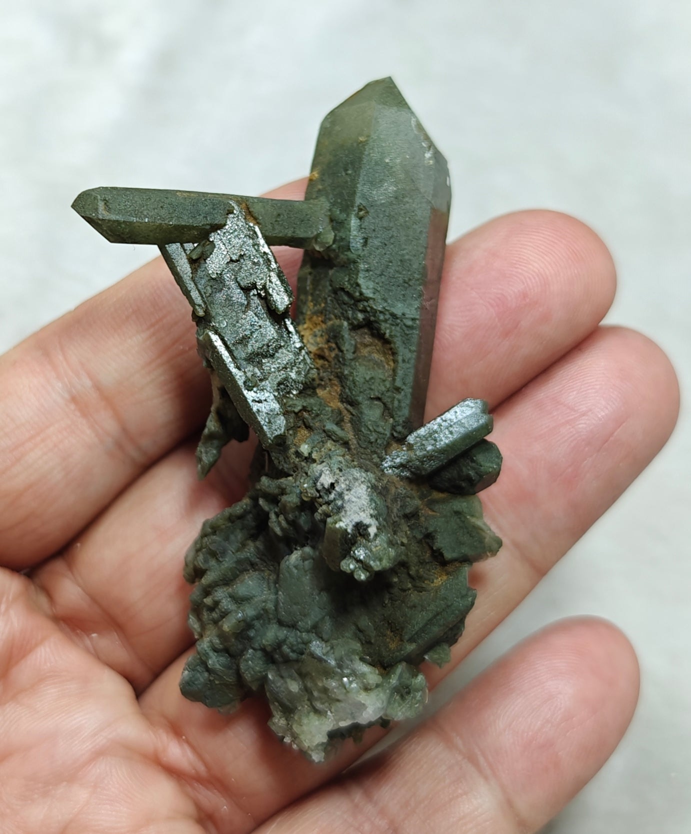 Natural Chlorite Quartz cluster 42 grams