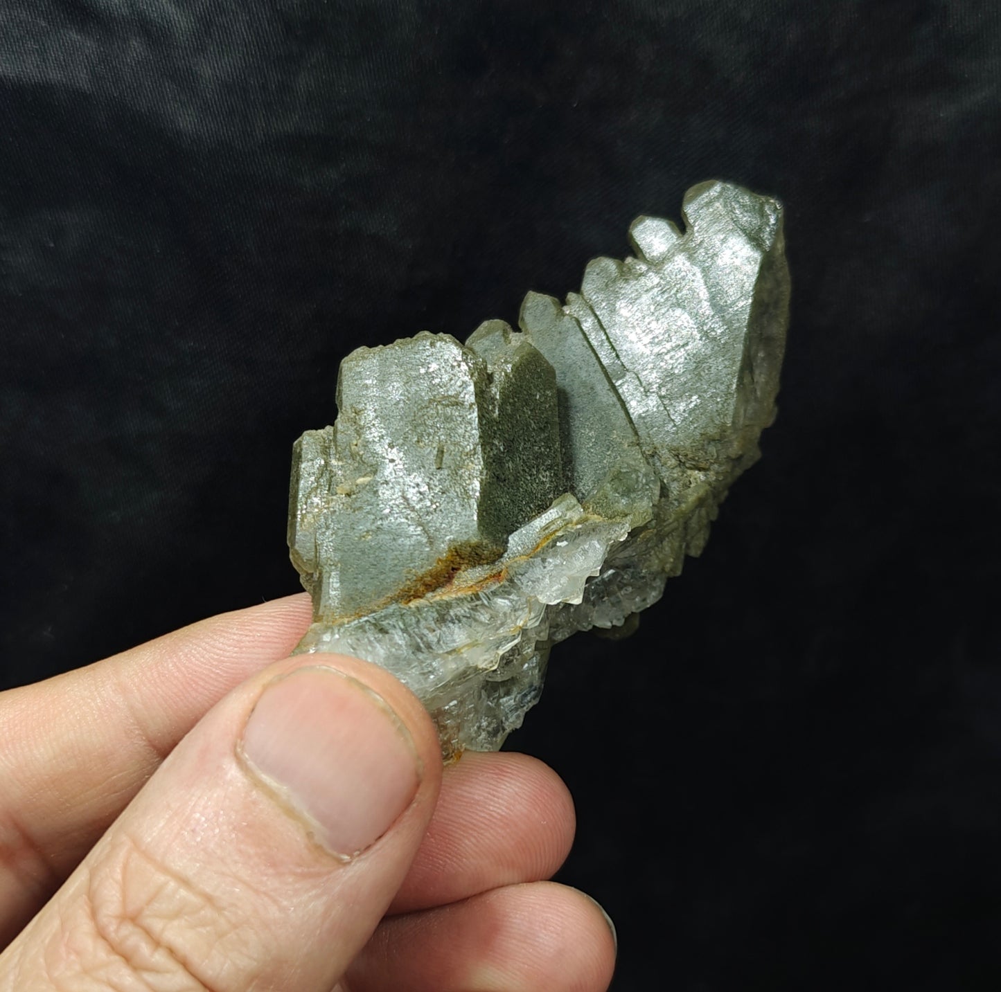 Chlorite Quartz specimen 51 grams