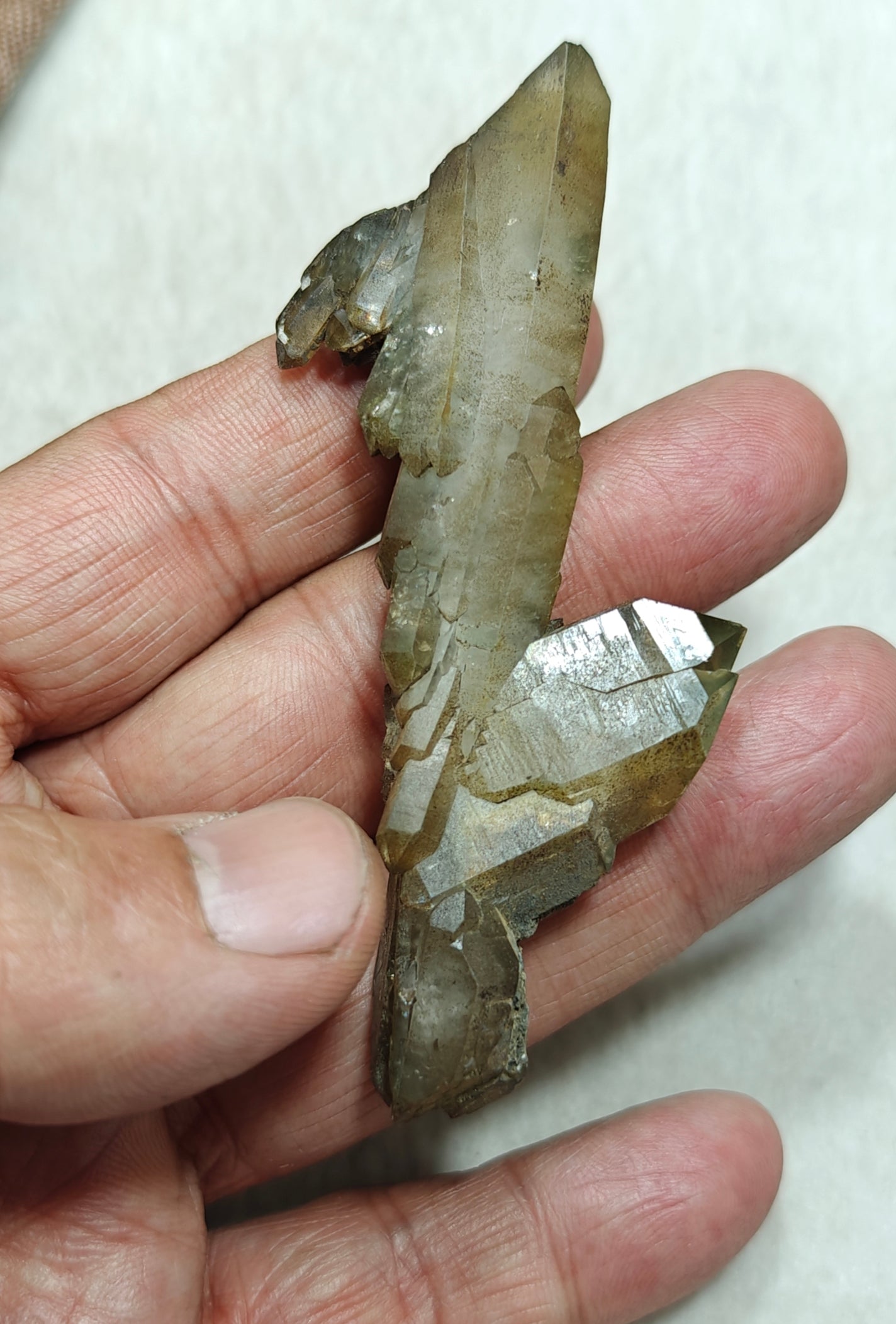 Natural beautifully terminated Chlorite Quartz crystal 31 grams