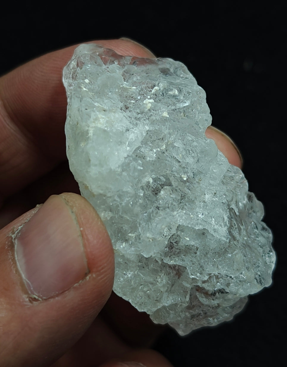 Natural etched pollucite 56 grams